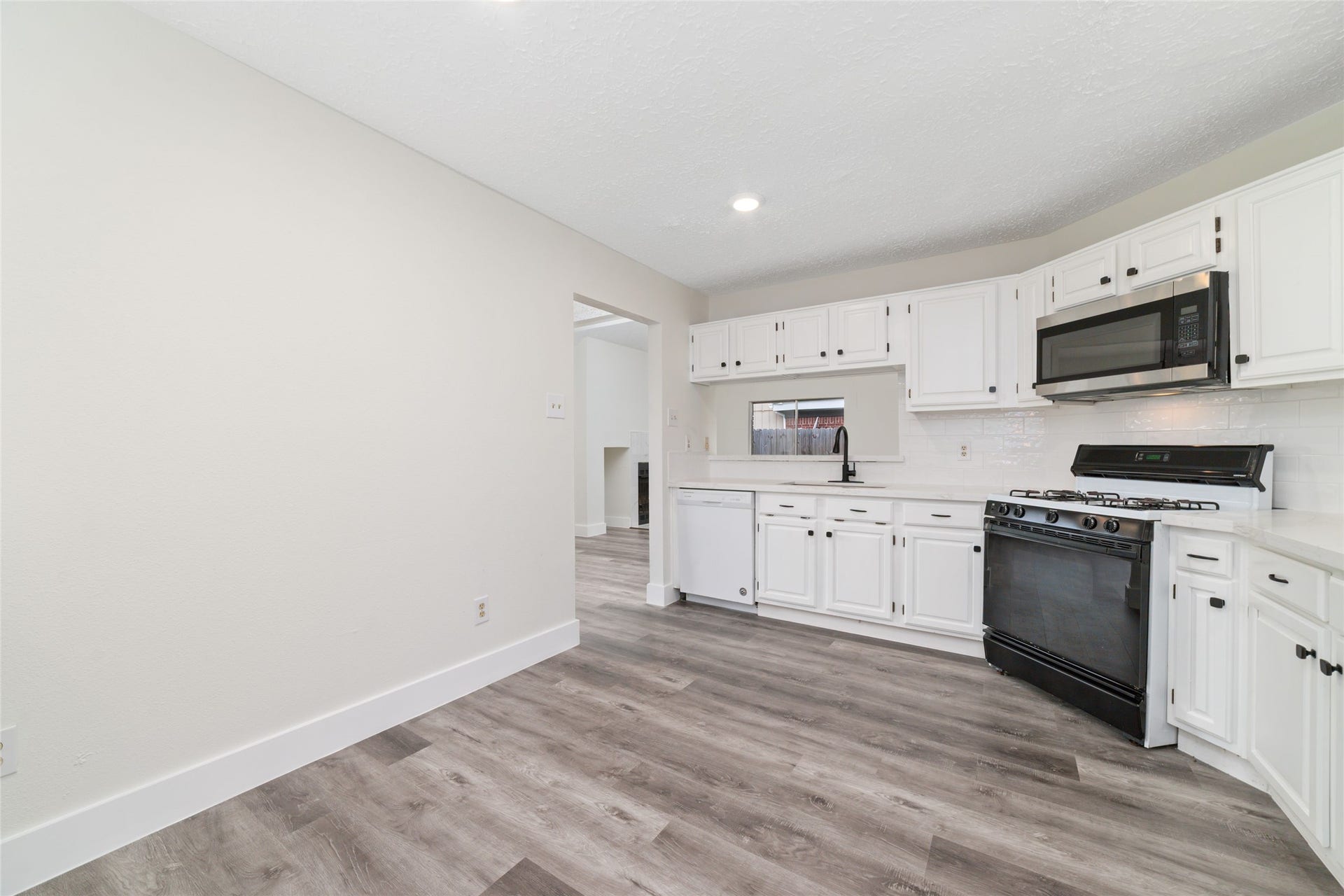 2311 Pebbledown Circle, Sugar Land, TX 77478