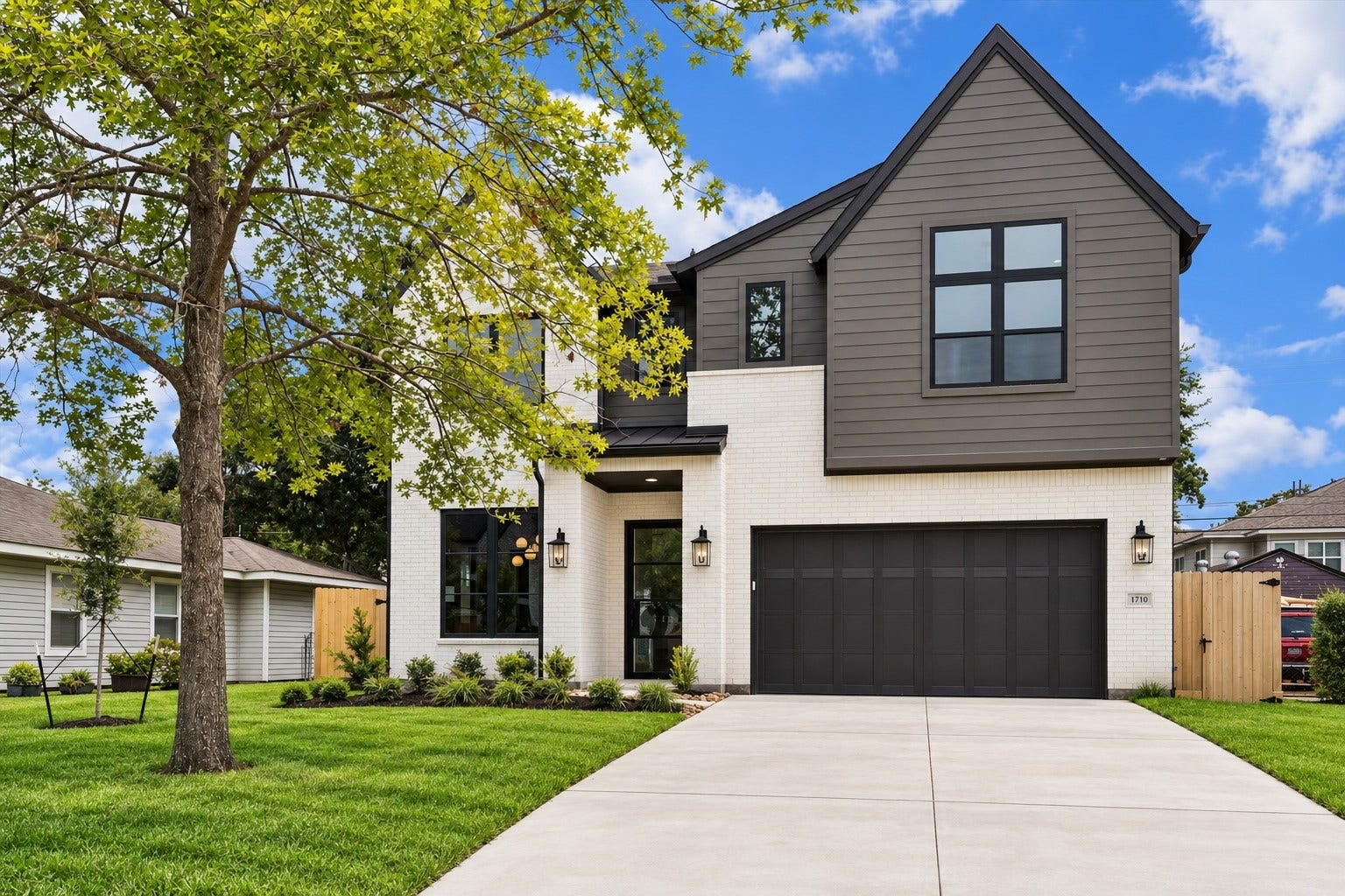 1710 Gardenia Drive, Houston, TX 77018