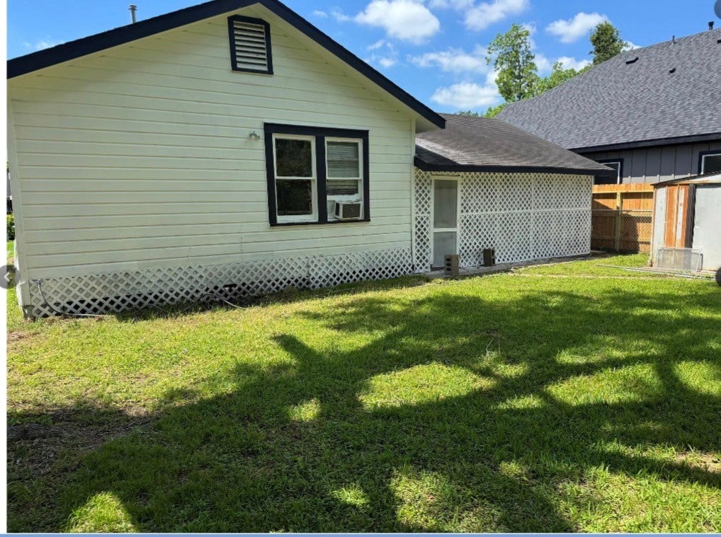 1614 W Sidnor Street, Alvin, TX 77511 1614 W Sidnor Street, Alvin, TX 77511
