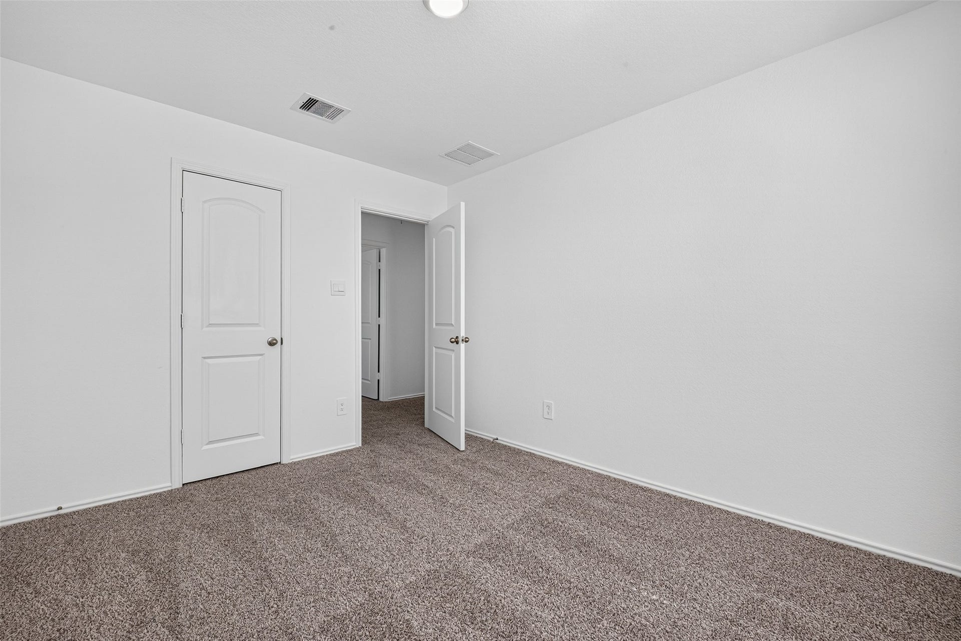 12818 Sunny Pass, Willis, TX 77318 12818 Sunny Pass, Willis, TX 77318