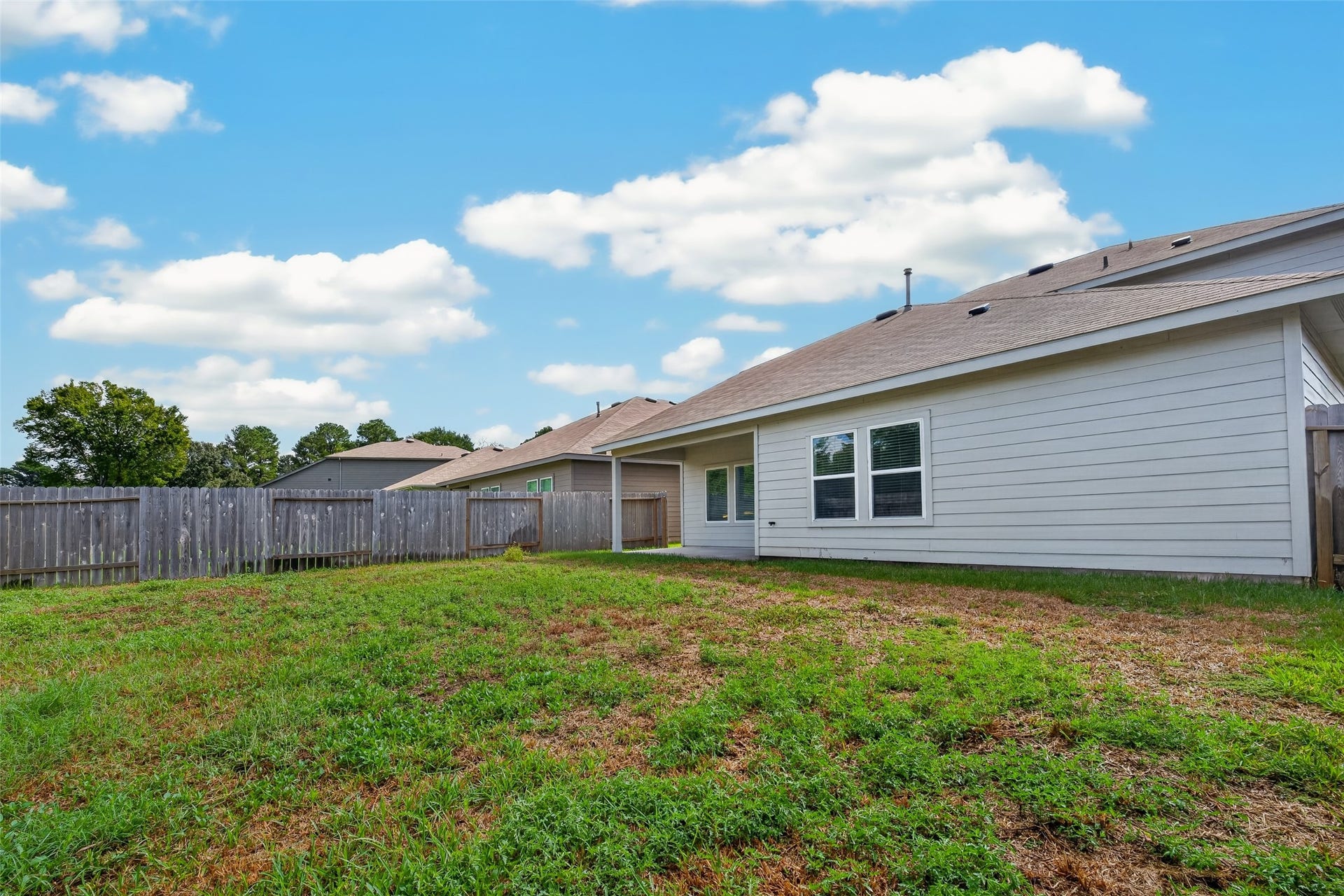 12818 Sunny Pass, Willis, TX 77318 12818 Sunny Pass, Willis, TX 77318