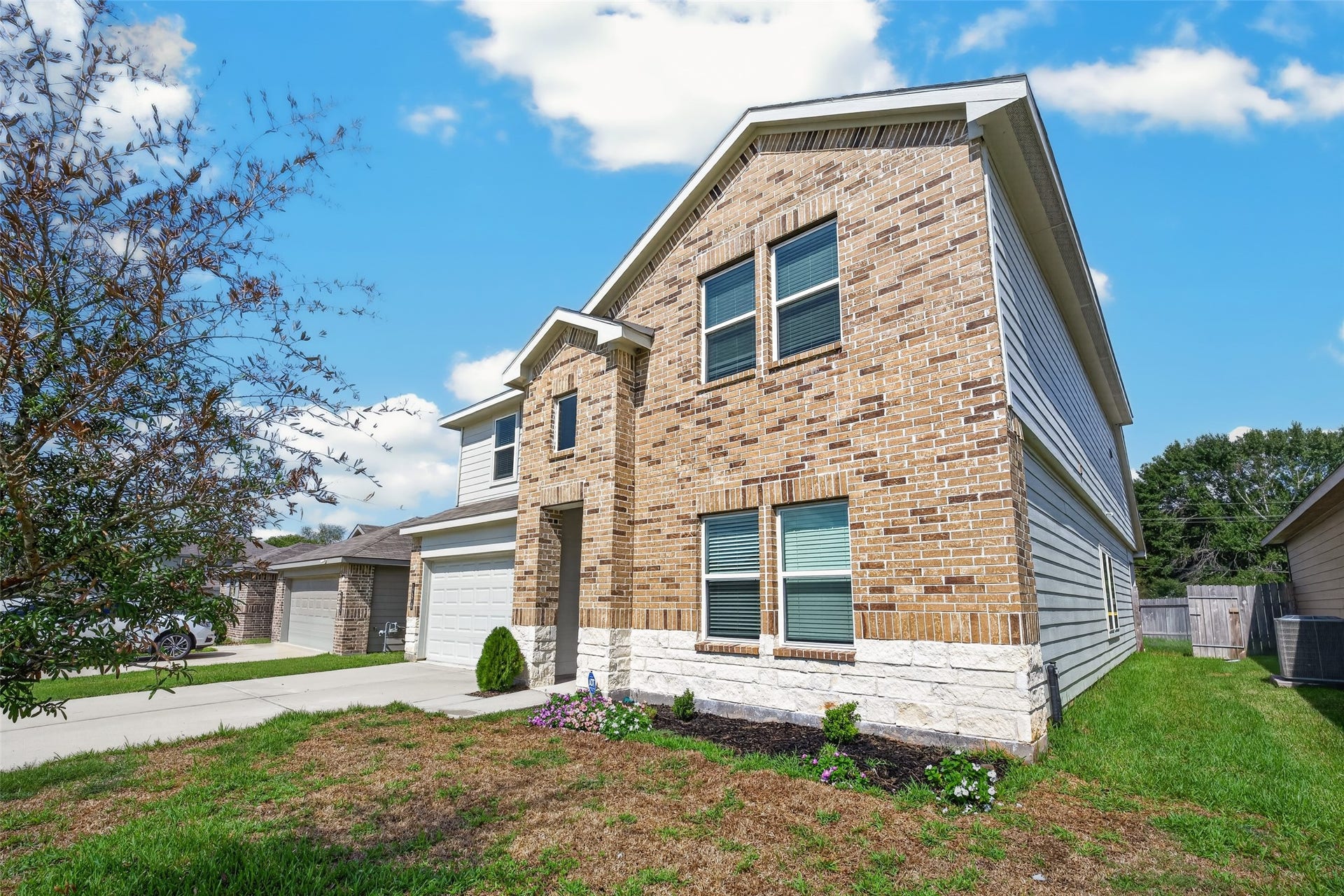 12818 Sunny Pass, Willis, TX 77318 12818 Sunny Pass, Willis, TX 77318