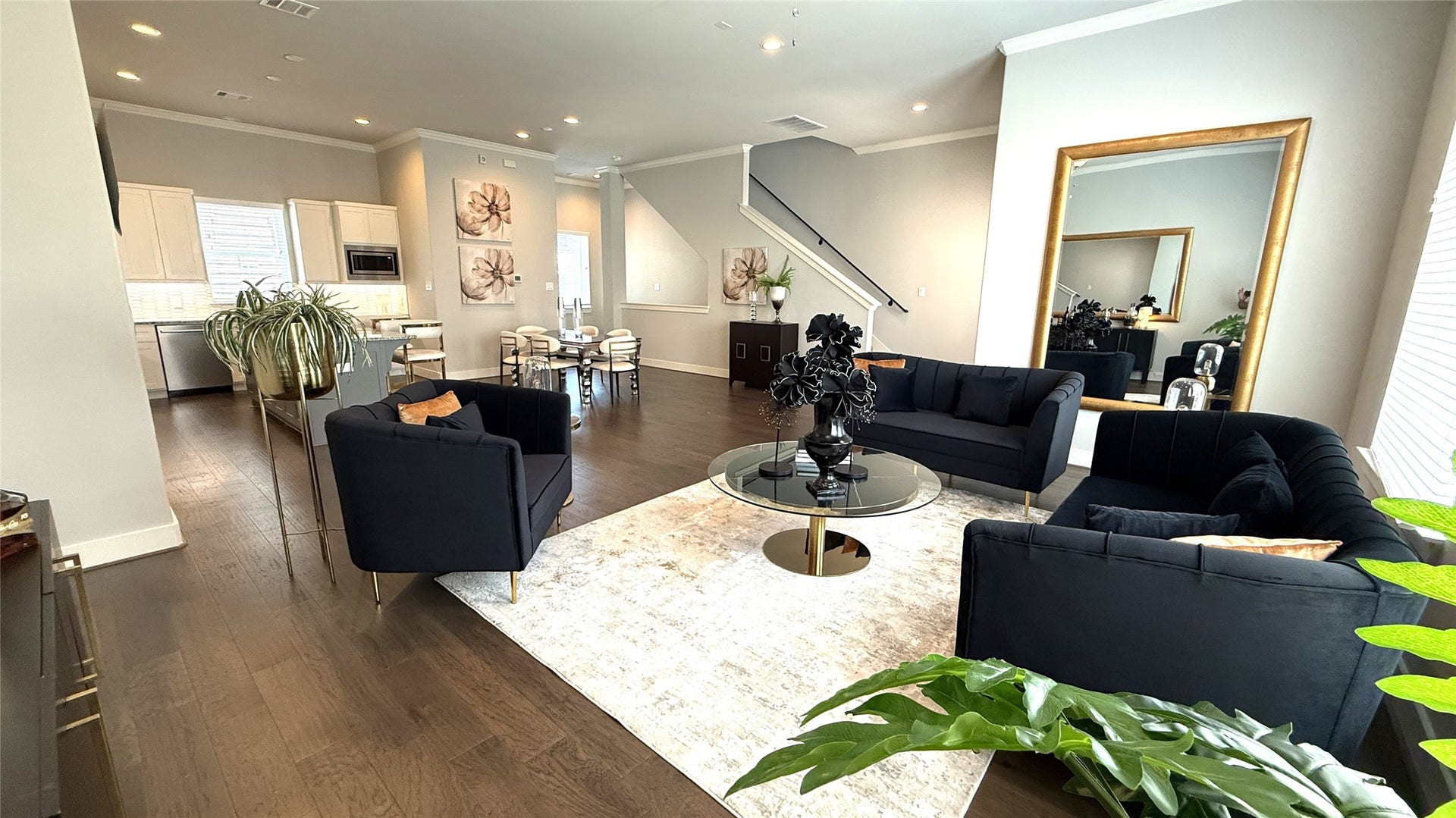 10906 Brookeshire Chase.