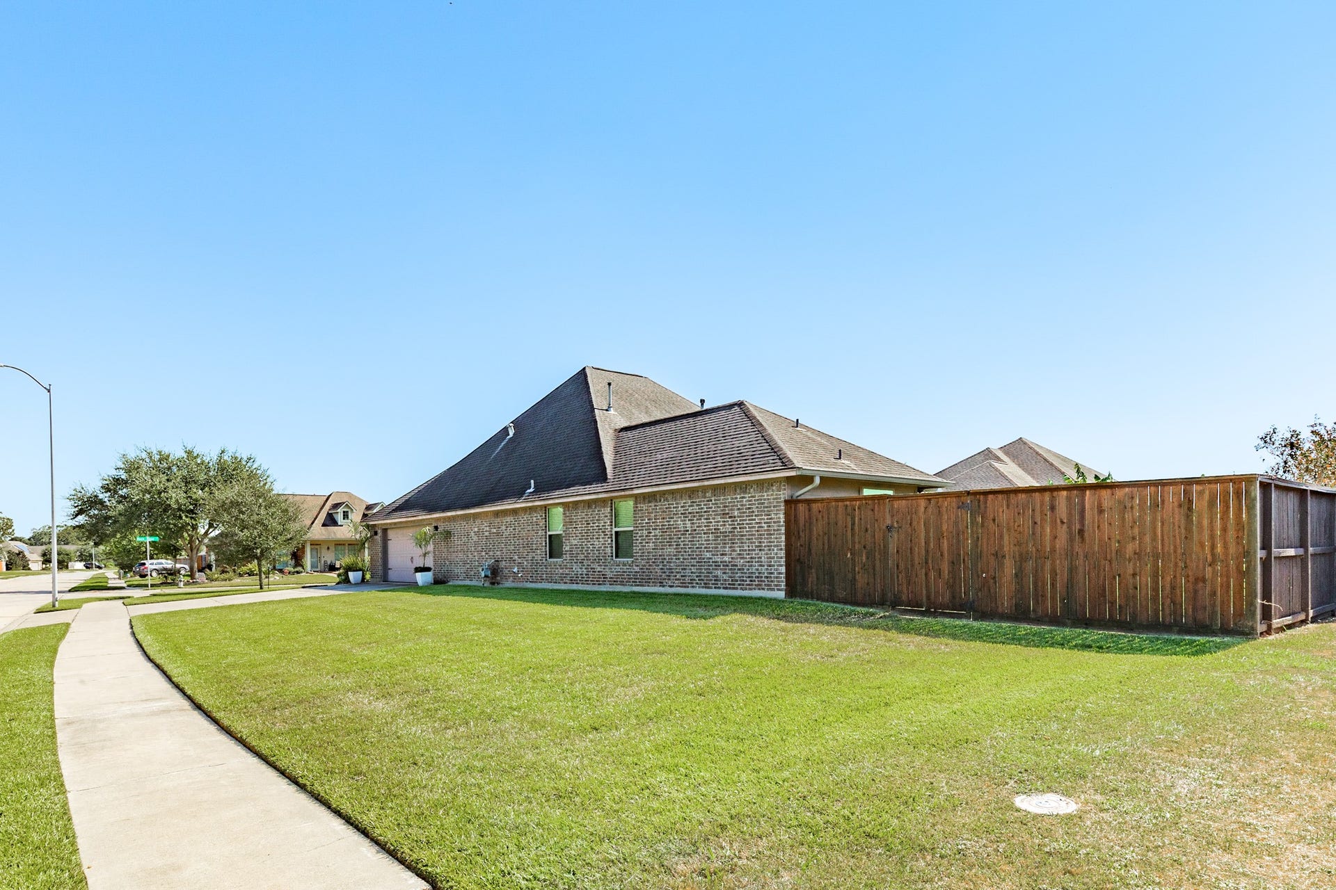101 Rock Rose Lane, Lake Jackson, TX 77566 101 Rock Rose Lane, Lake Jackson, TX 77566