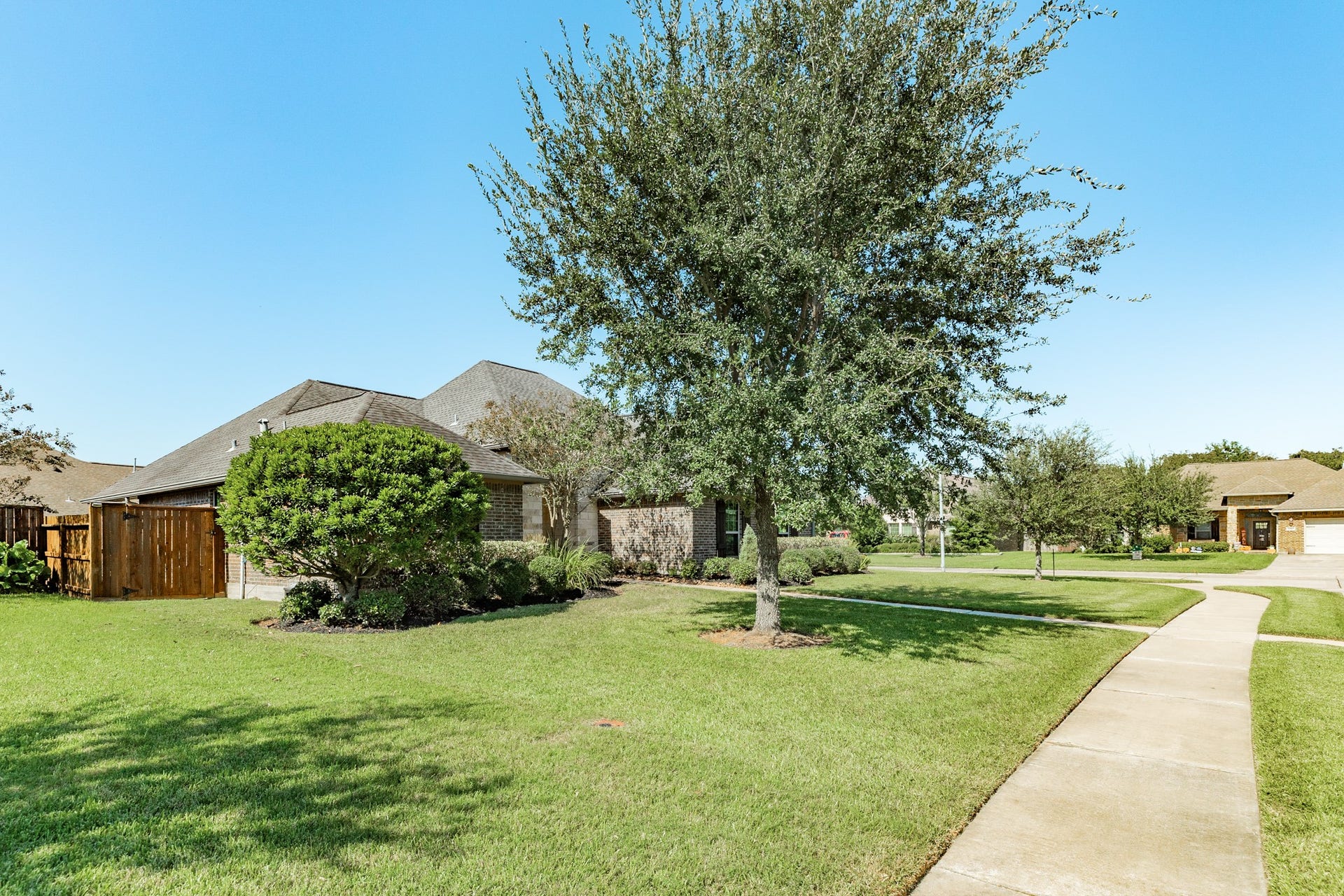 101 Rock Rose Lane, Lake Jackson, TX 77566 101 Rock Rose Lane, Lake Jackson, TX 77566