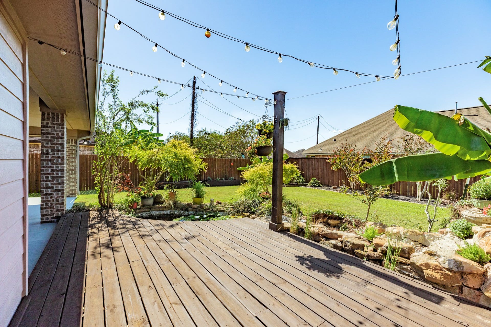 101 Rock Rose Lane, Lake Jackson, TX 77566 101 Rock Rose Lane, Lake Jackson, TX 77566