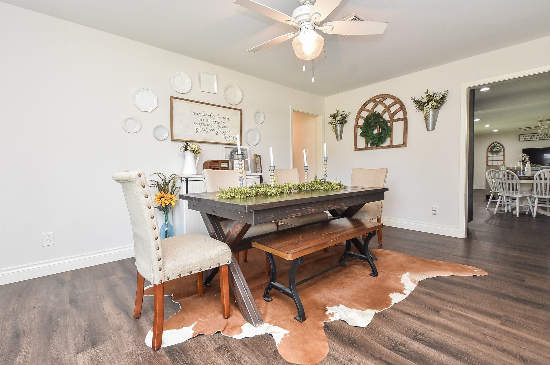 212 S Mattson Street, West Columbia, TX 77486 212 S Mattson Street, West Columbia, TX 77486