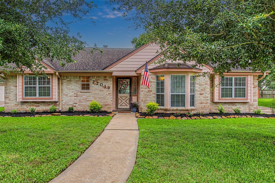 Property photo for 22019 Bucktrout Lane, Katy, TX