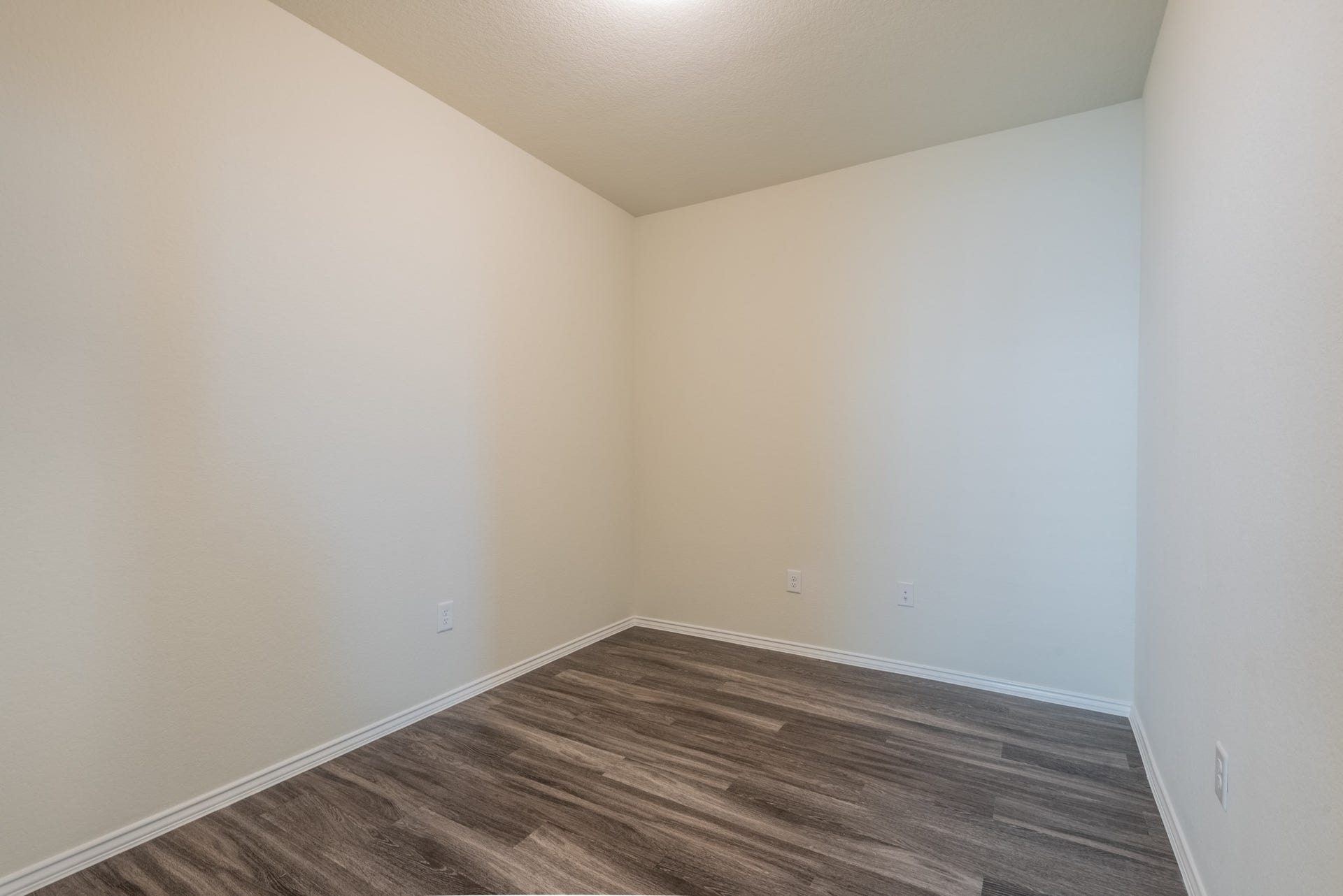 5715 Pampus Prairie Road, Katy, TX 77493 Bonus room/study located off living room