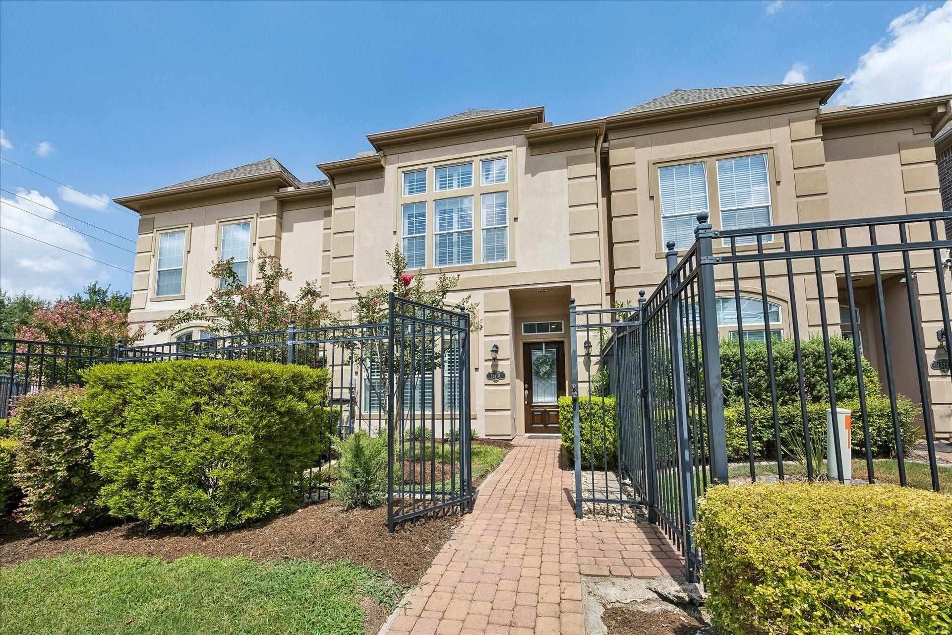 13731 Brookbluff Lane, Houston, TX 77077