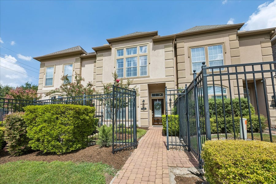 Property photo for 13731 Brookbluff Lane, Houston, TX