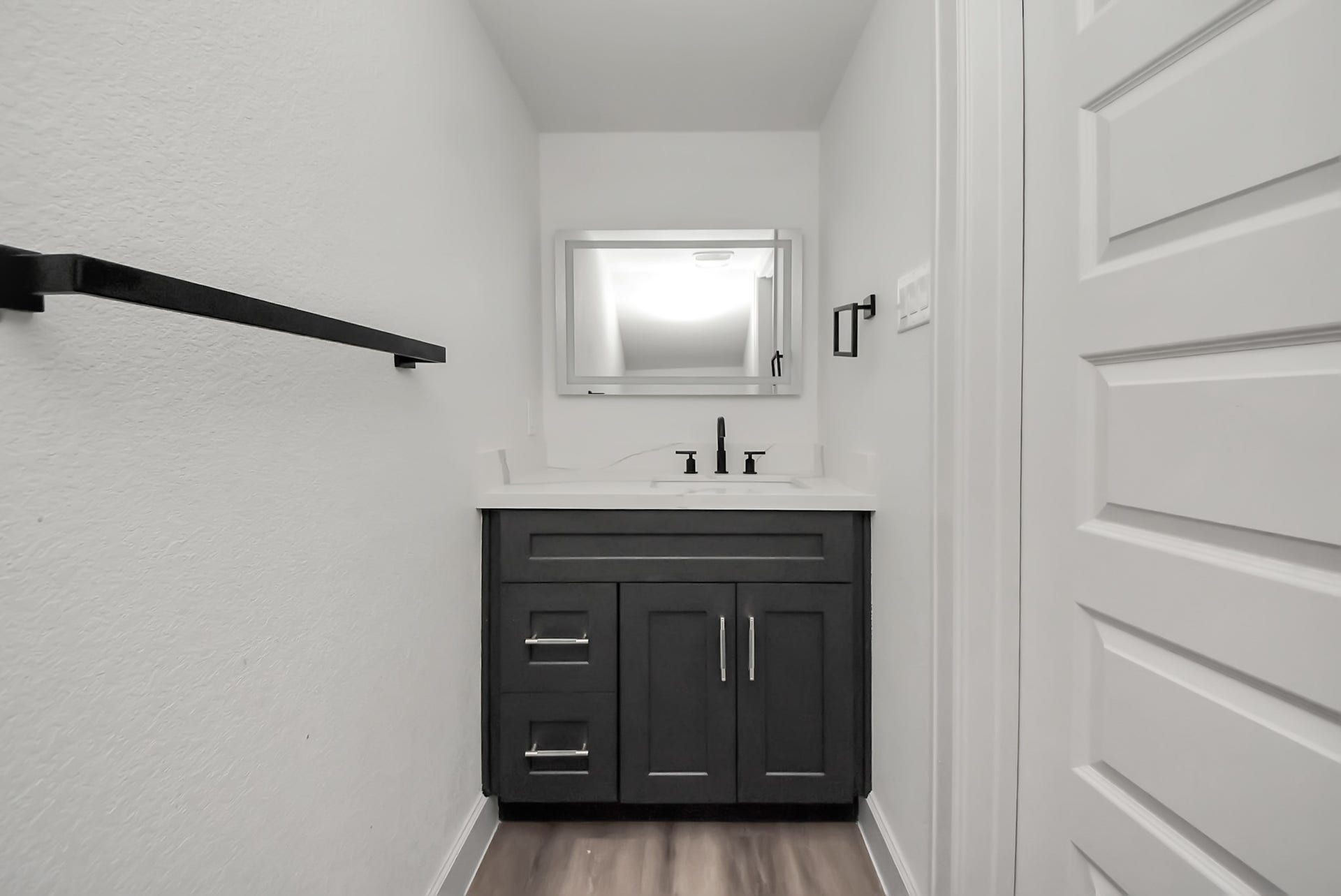 15529 Weldon Drive, Houston, TX 77032 15529 Weldon Drive, Houston, TX 77032