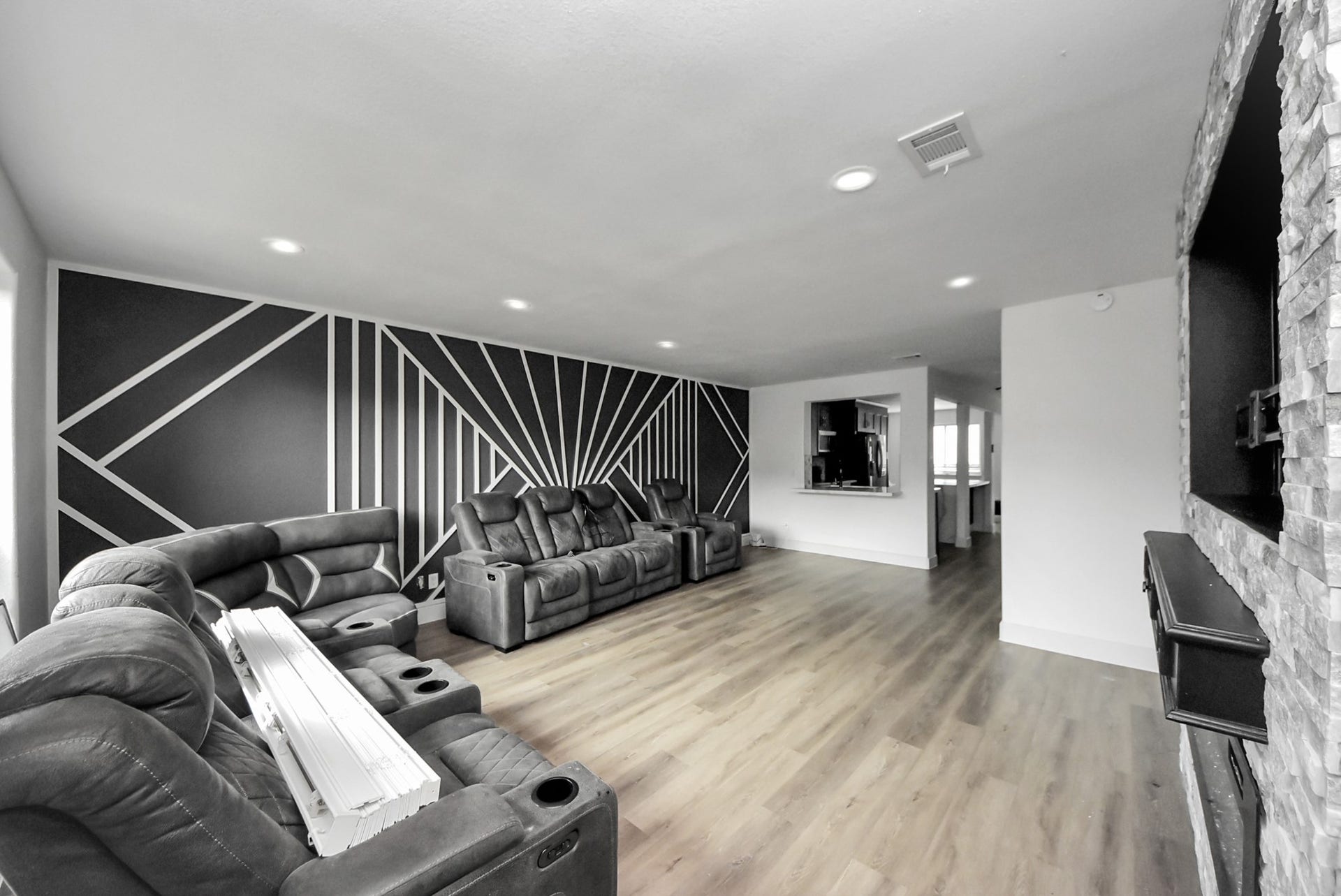 15529 Weldon Drive, Houston, TX 77032 15529 Weldon Drive, Houston, TX 77032