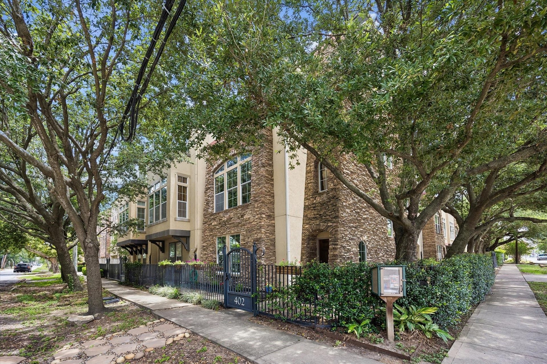 402 Roy is an urban treehouse in a prime location.