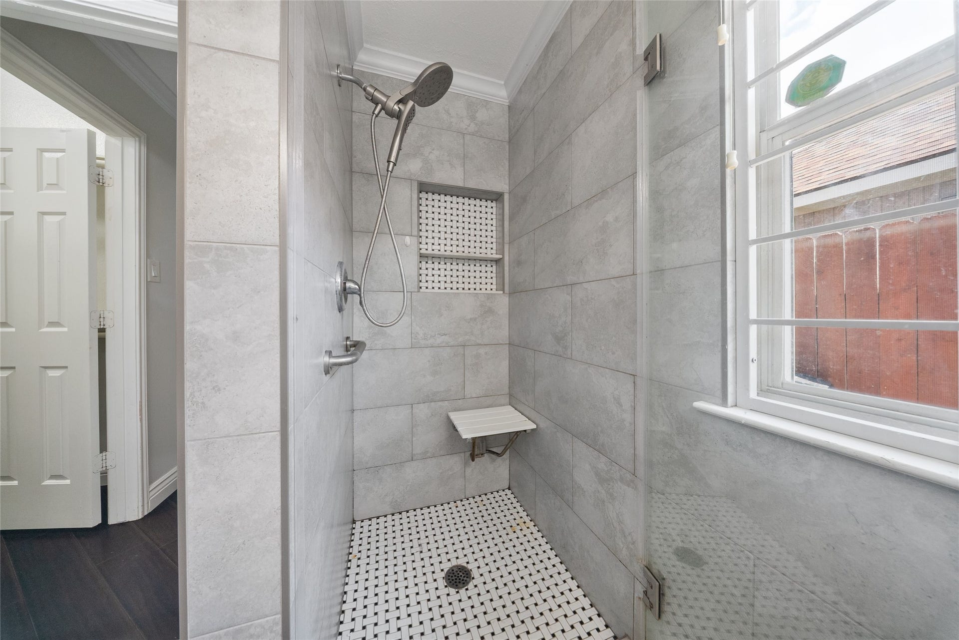 6526 N Gena Lee Drive, Houston, TX 77064 6526 N Gena Lee Drive, Houston, TX 77064
