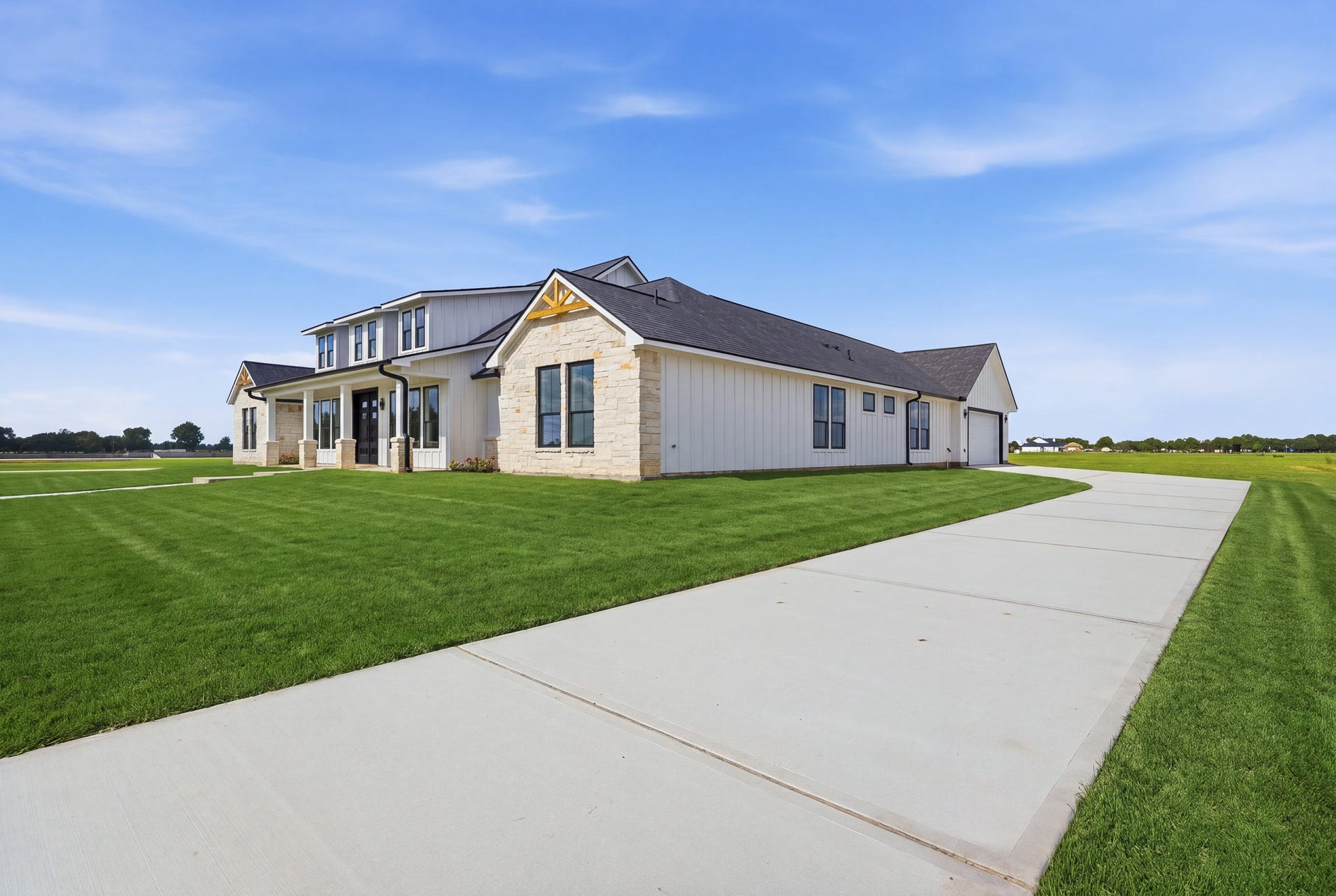 11908 Roesler, Needville, TX 77461 Image was altered with A.I.