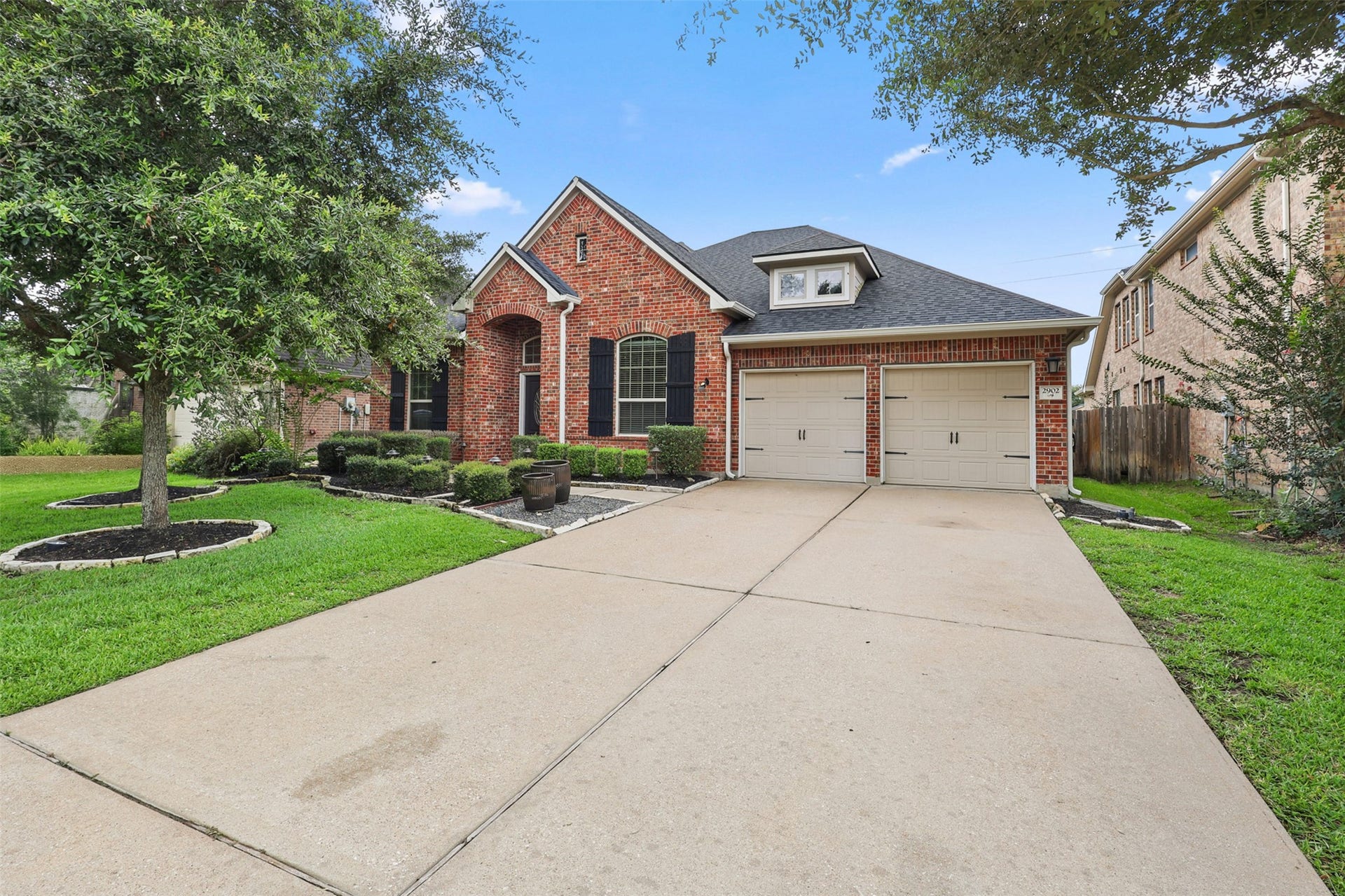 2902 Red Maple Drive, Katy, TX 77494 Experience all this exceptional home has to offer, from its thoughtfully designed living spaces and inviting outdoor retreat to the outstanding amenities available within the community. Schedule your private showing today and discover the lifestyle that awaits.