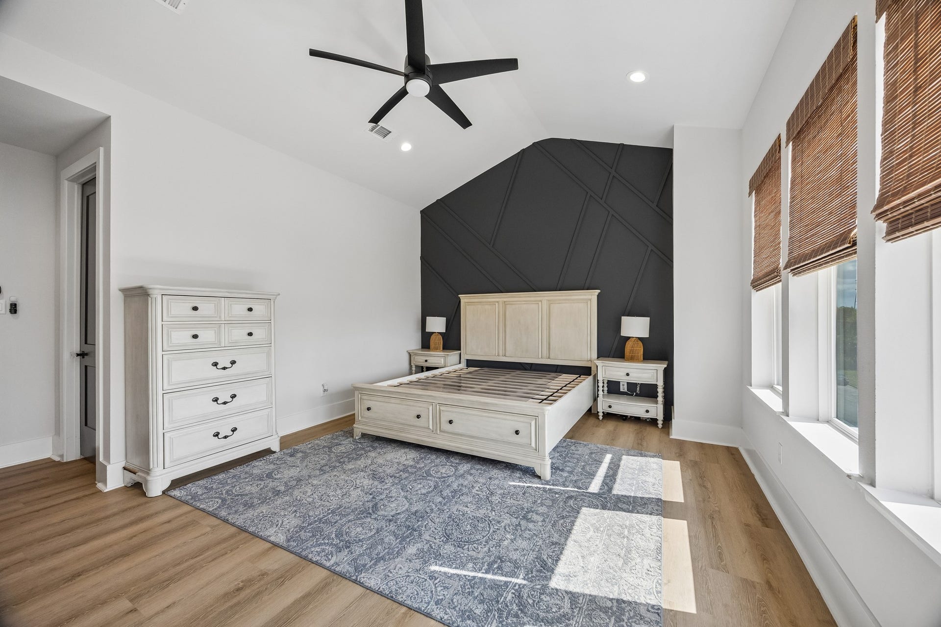 1615 Bigelow Street, Houston, TX 77009