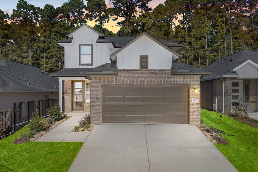 Property photo for 12203 Ridge Top Drive, Conroe, TX