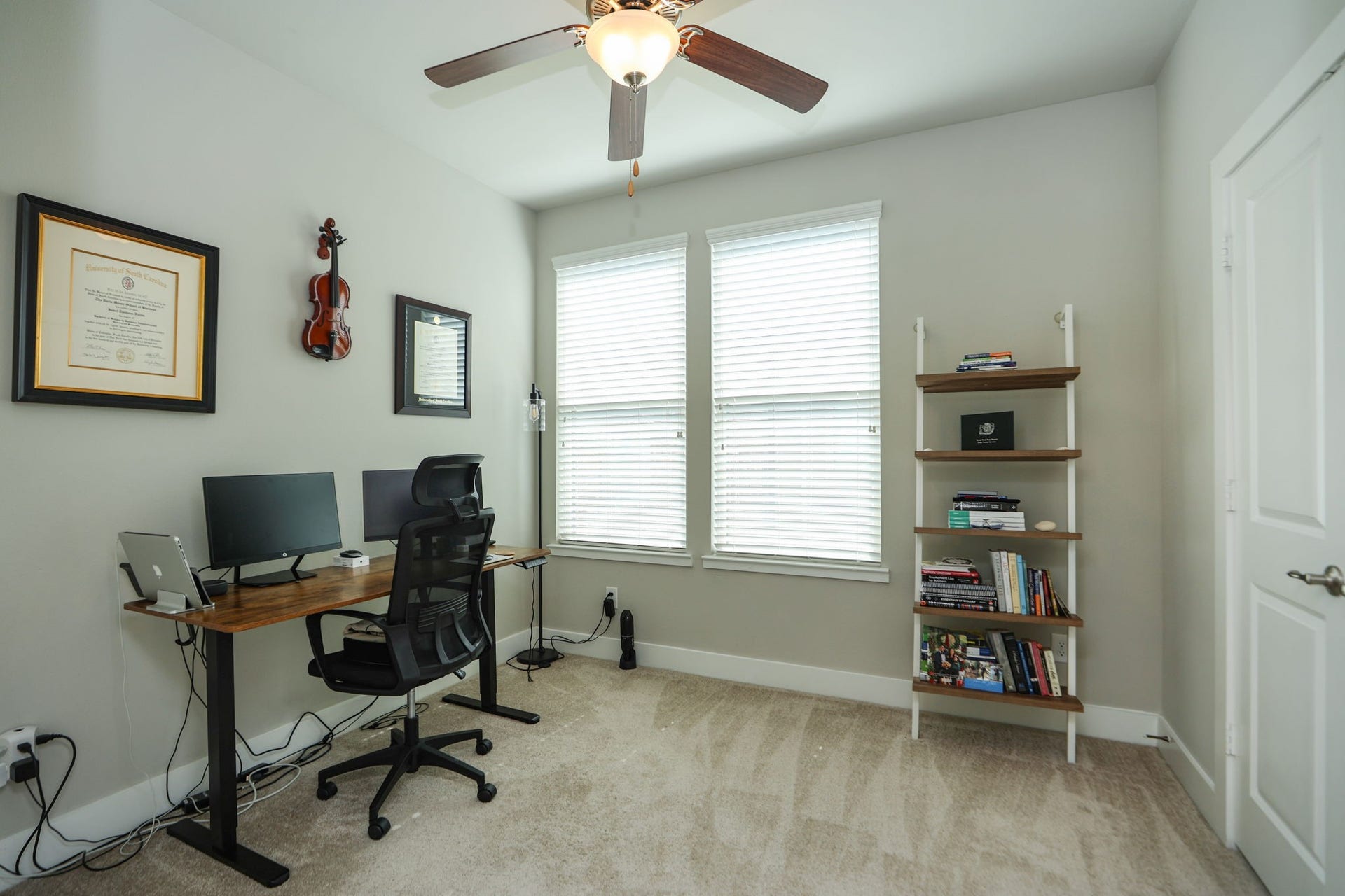 4515 Cornish Street, #A, Houston, TX 77007 Third bedroom also has a large closet and a private bath. Currently used as an office, looks out over the rear gated drive and dog park with pergola.