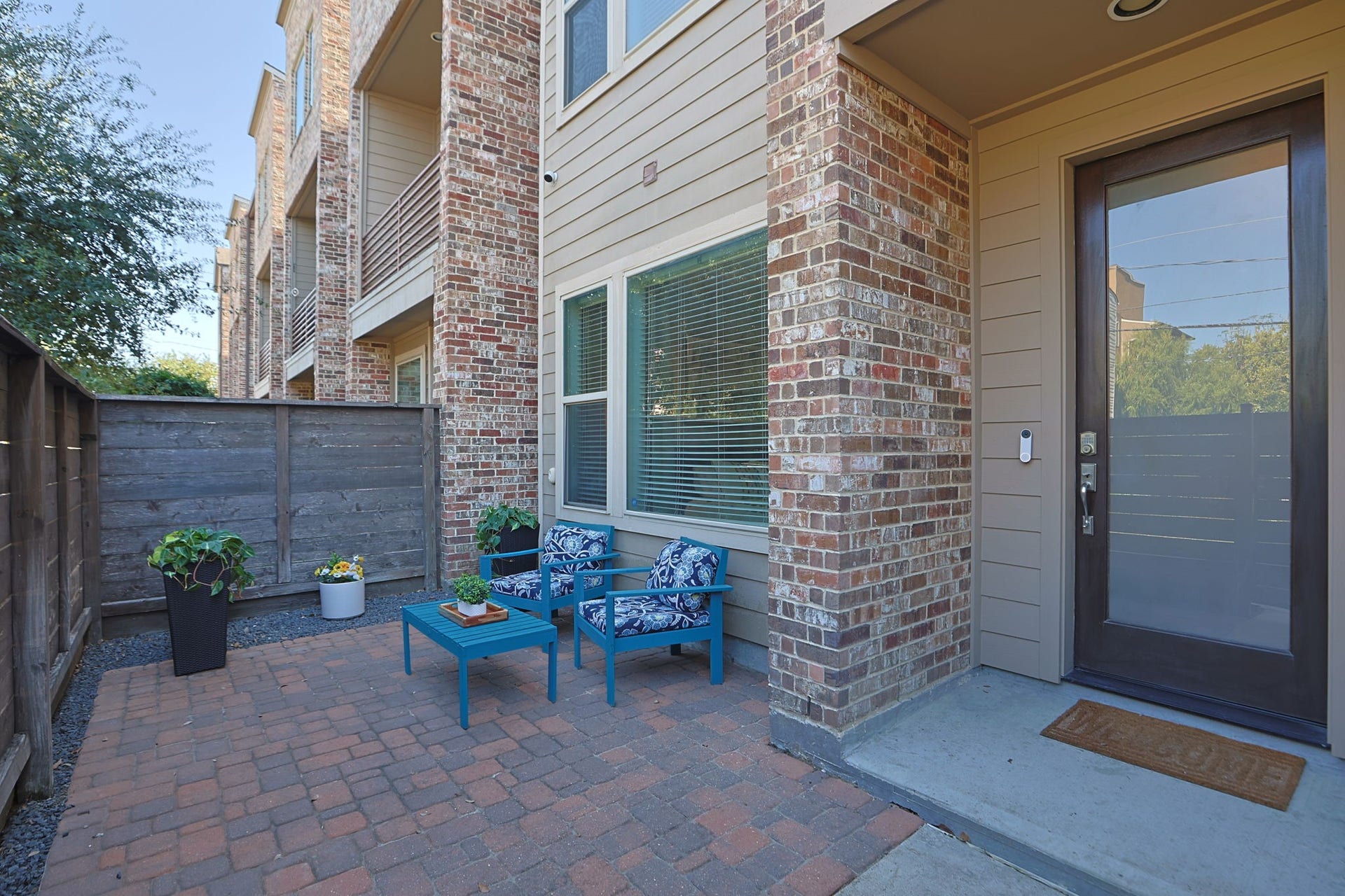 4515 Cornish Street, #A, Houston, TX 77007 Final look at 4515 Cornish #A with its premiere construction and private gated patio! Super convenient location near I-10, 601, 45, Downtown, the Hike and Bike Trail, the MKT, and Heights/Montrose restaurants. Call to see it today!