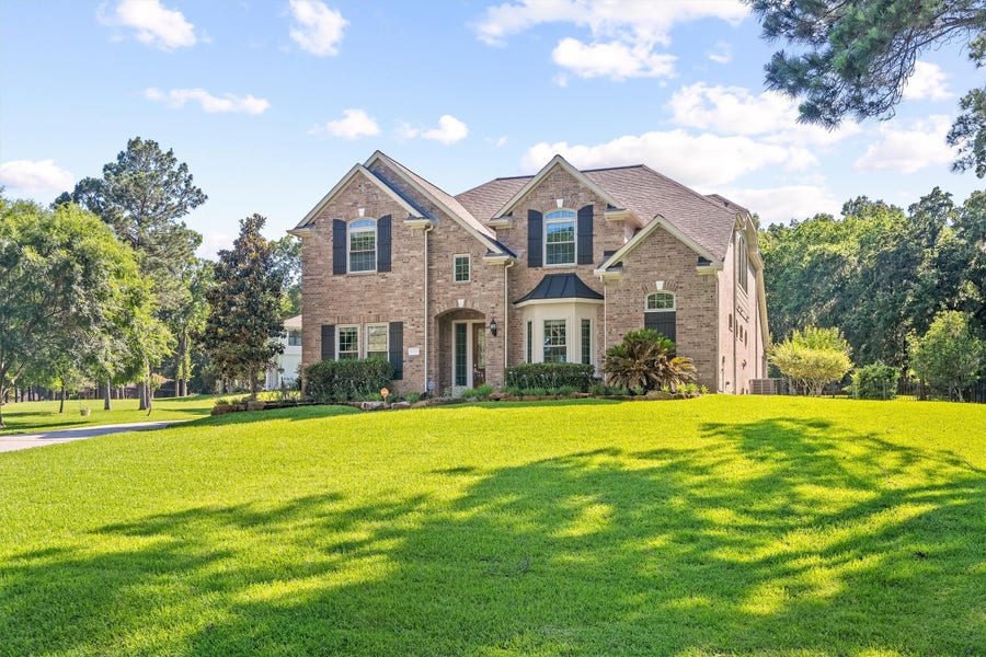 Property photo for 11309 Harbor Breeze Drive, Montgomery, TX