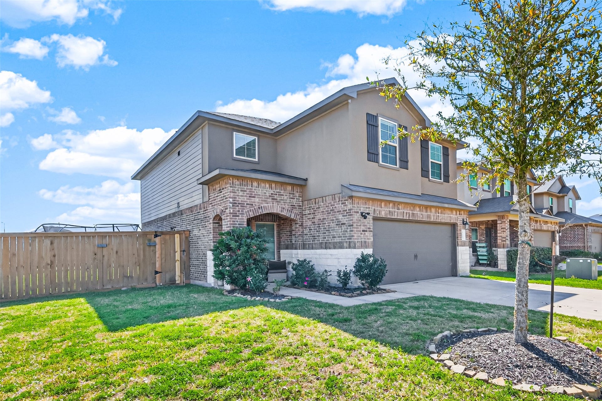 13009 Leisure Cove Drive, Texas City, TX 77568 13009 Leisure Cove Drive, Texas City, TX 77568