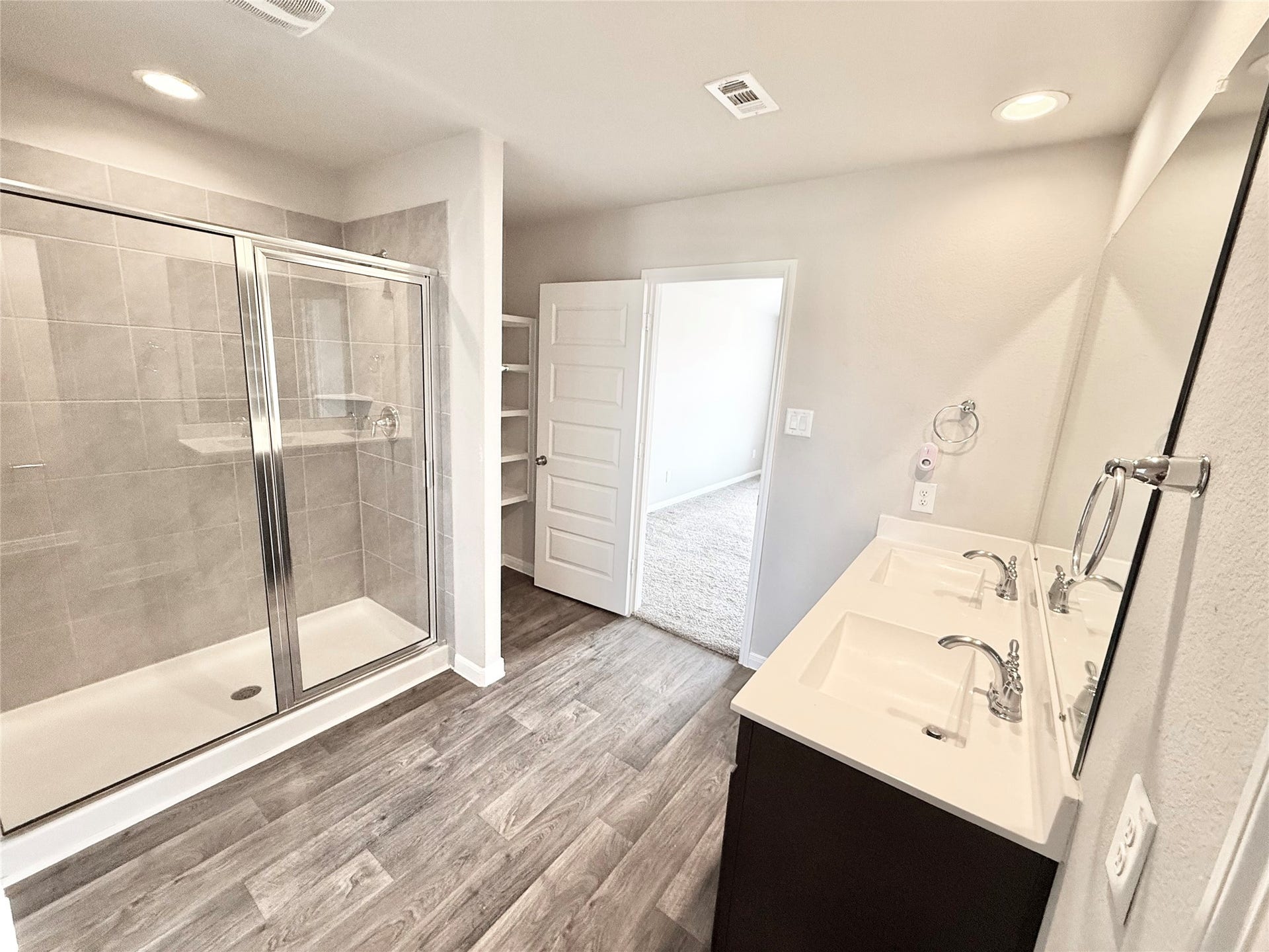 13009 Leisure Cove Drive, Texas City, TX 77568 13009 Leisure Cove Drive, Texas City, TX 77568