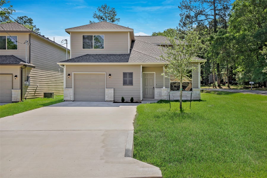 Property photo for 1111 Yellowstone River Rd, Conroe, TX