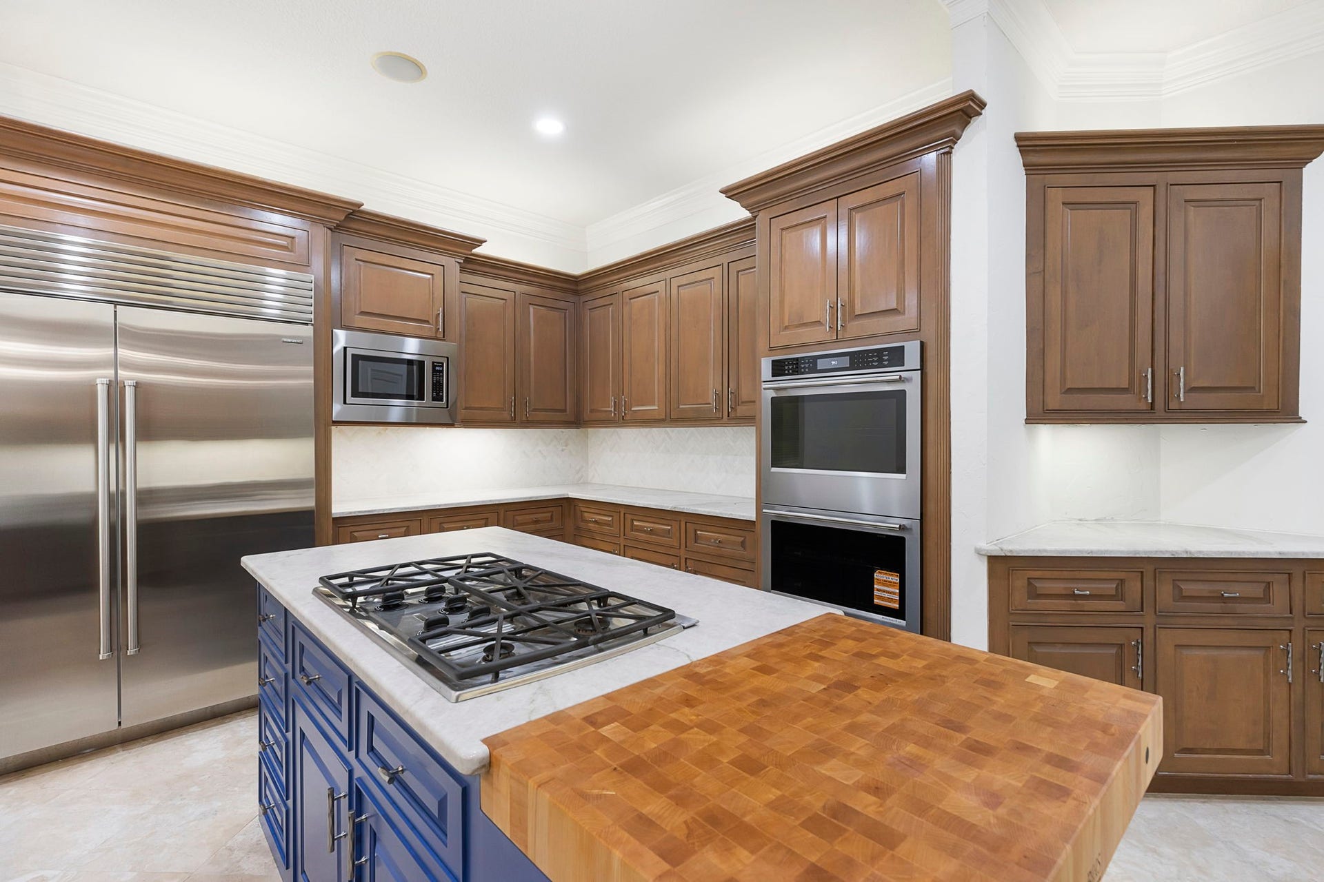 39 W Bracebridge Circle, The Woodlands, TX 77382 39 W Bracebridge Circle, The Woodlands, TX 77382