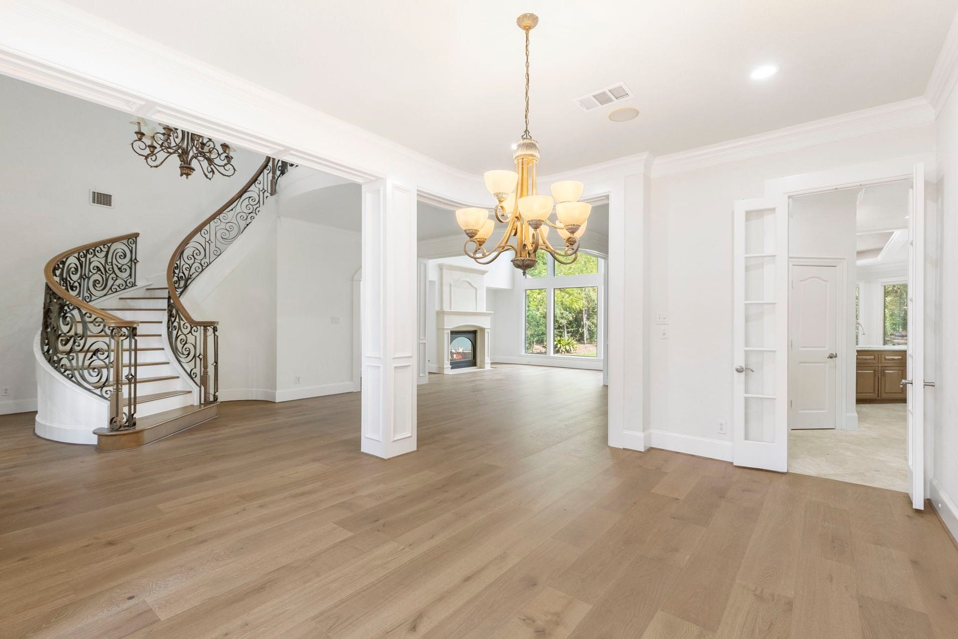39 W Bracebridge Circle, The Woodlands, TX 77382 39 W Bracebridge Circle, The Woodlands, TX 77382