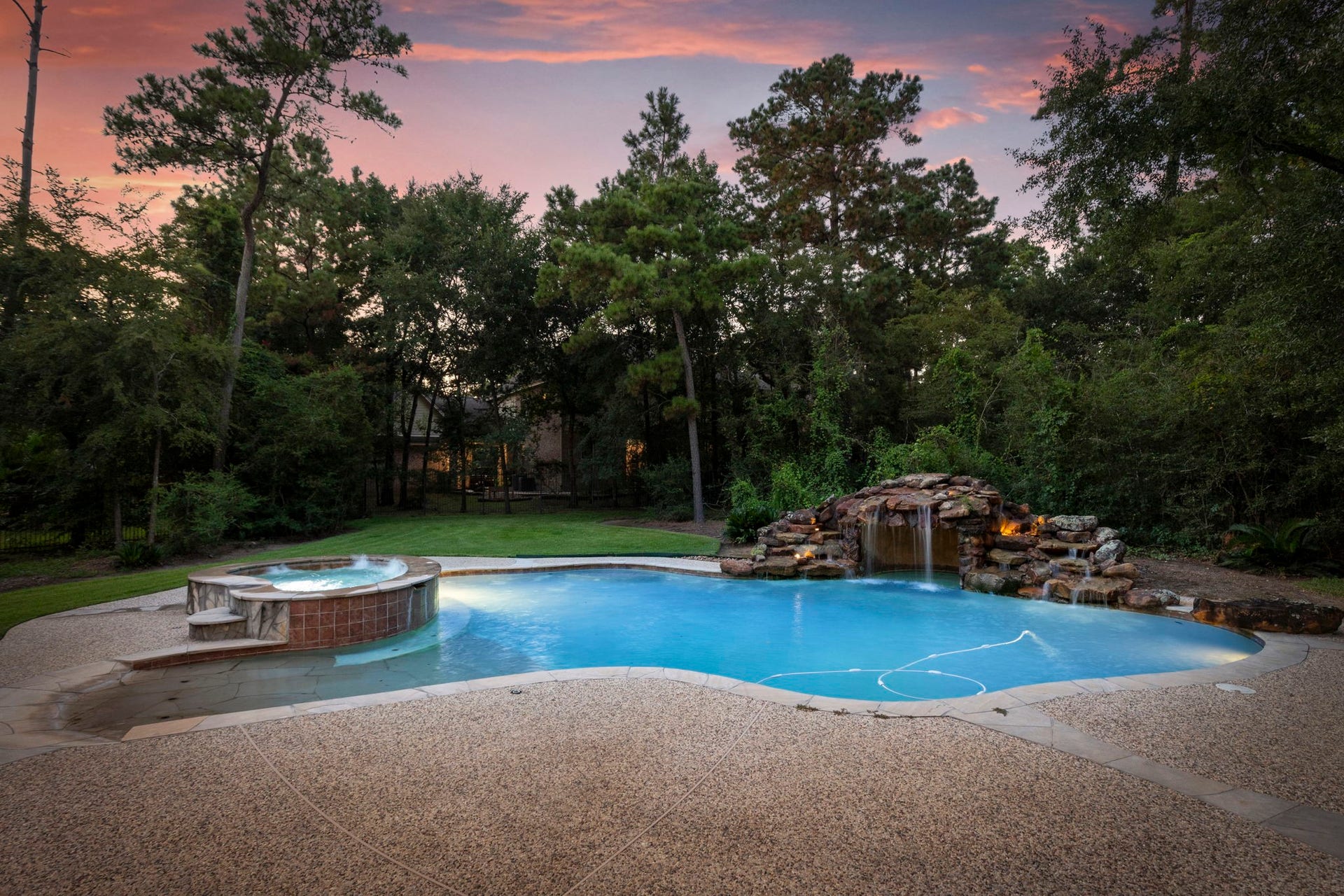 39 W Bracebridge Circle, The Woodlands, TX 77382 39 W Bracebridge Circle, The Woodlands, TX 77382
