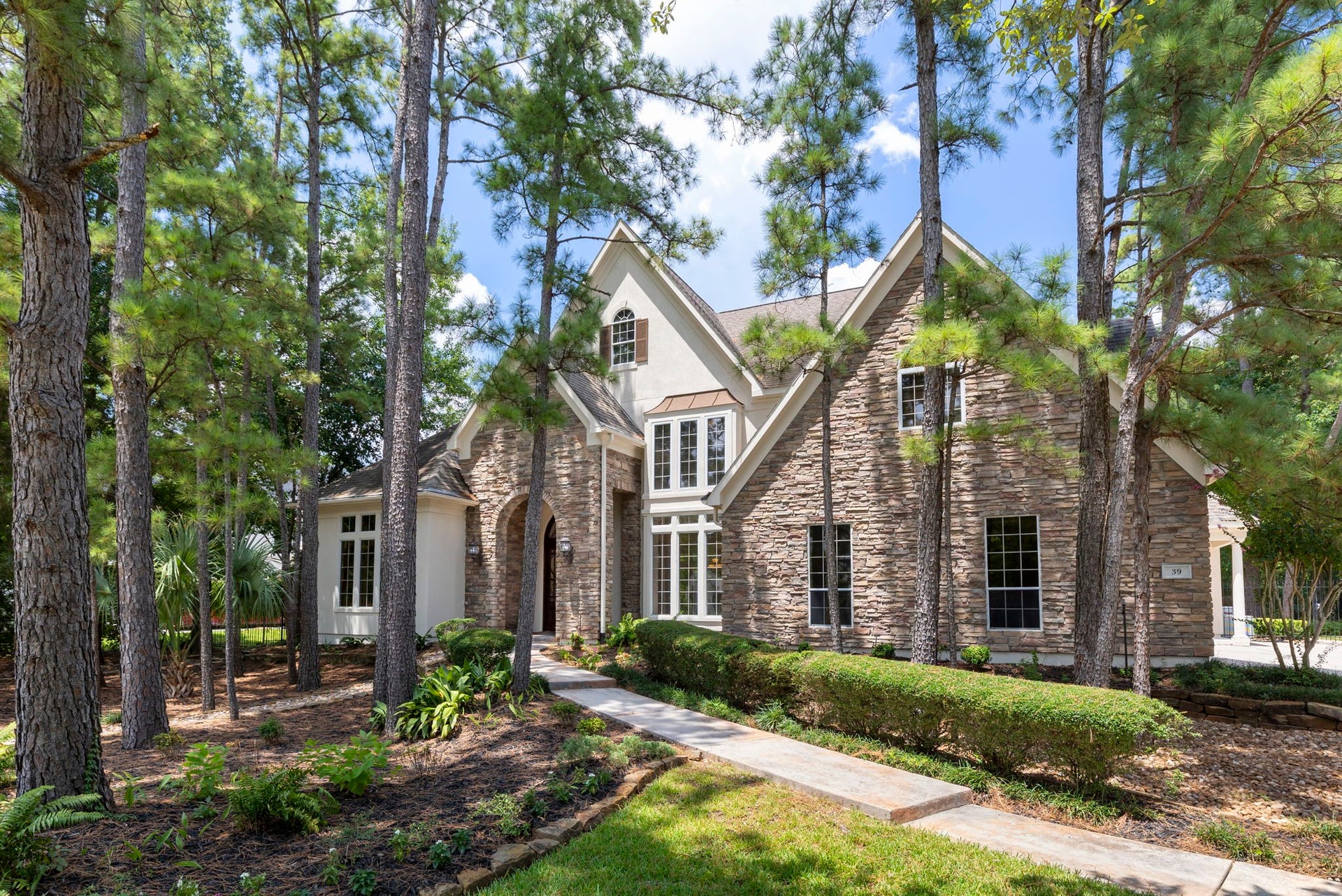 39 W Bracebridge Circle, The Woodlands, TX 77382 39 W Bracebridge Circle, The Woodlands, TX 77382