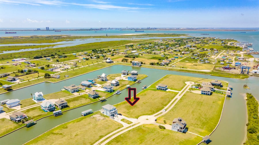 Property photo for 1912 Laguna Estate Boulevard, Port Bolivar, TX
