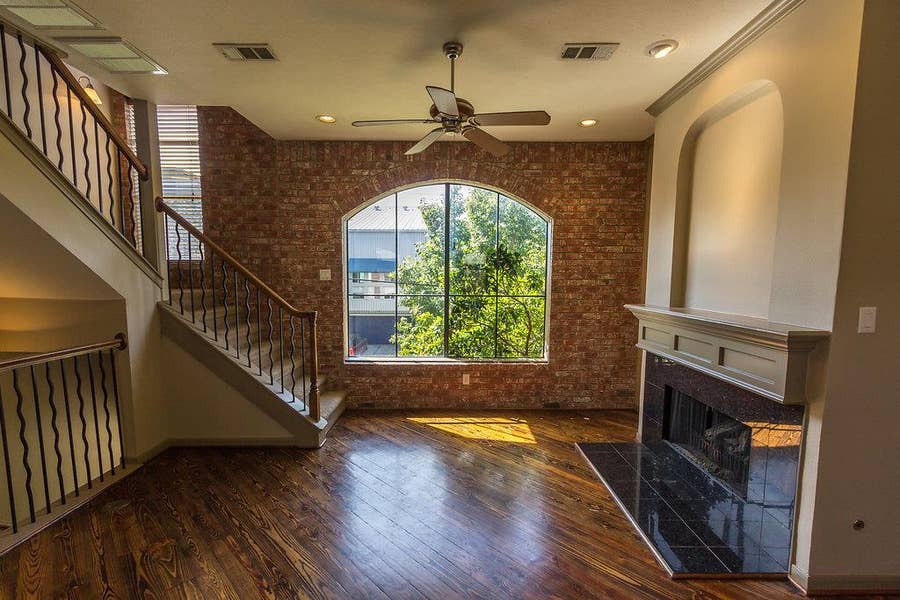 Property photo for 2723 La Branch Street, Houston, TX