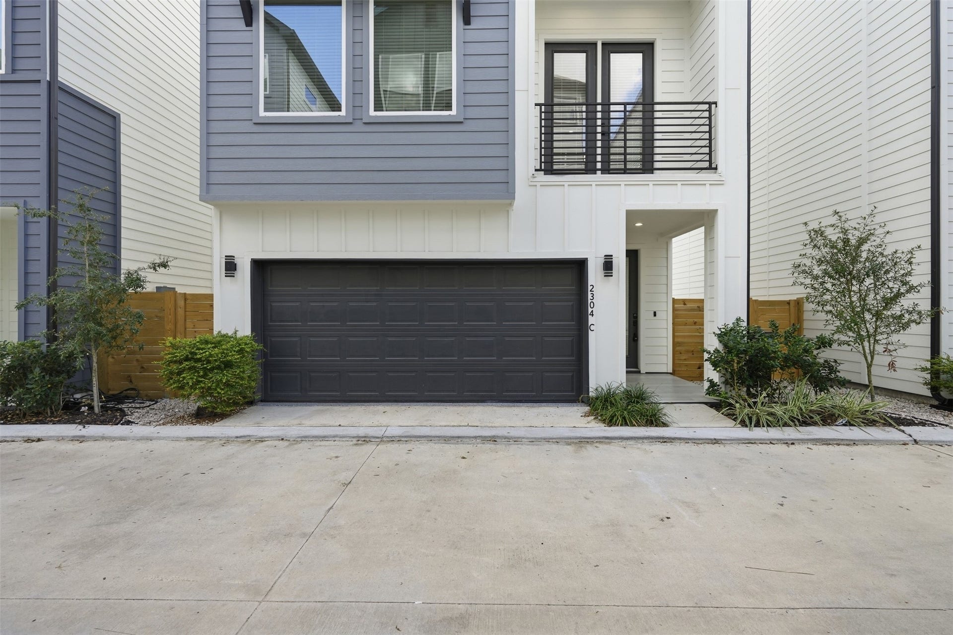 2304 Hoskins Drive, #C, Houston, TX 77080 2304 Hoskins Drive, #C, Houston, TX 77080