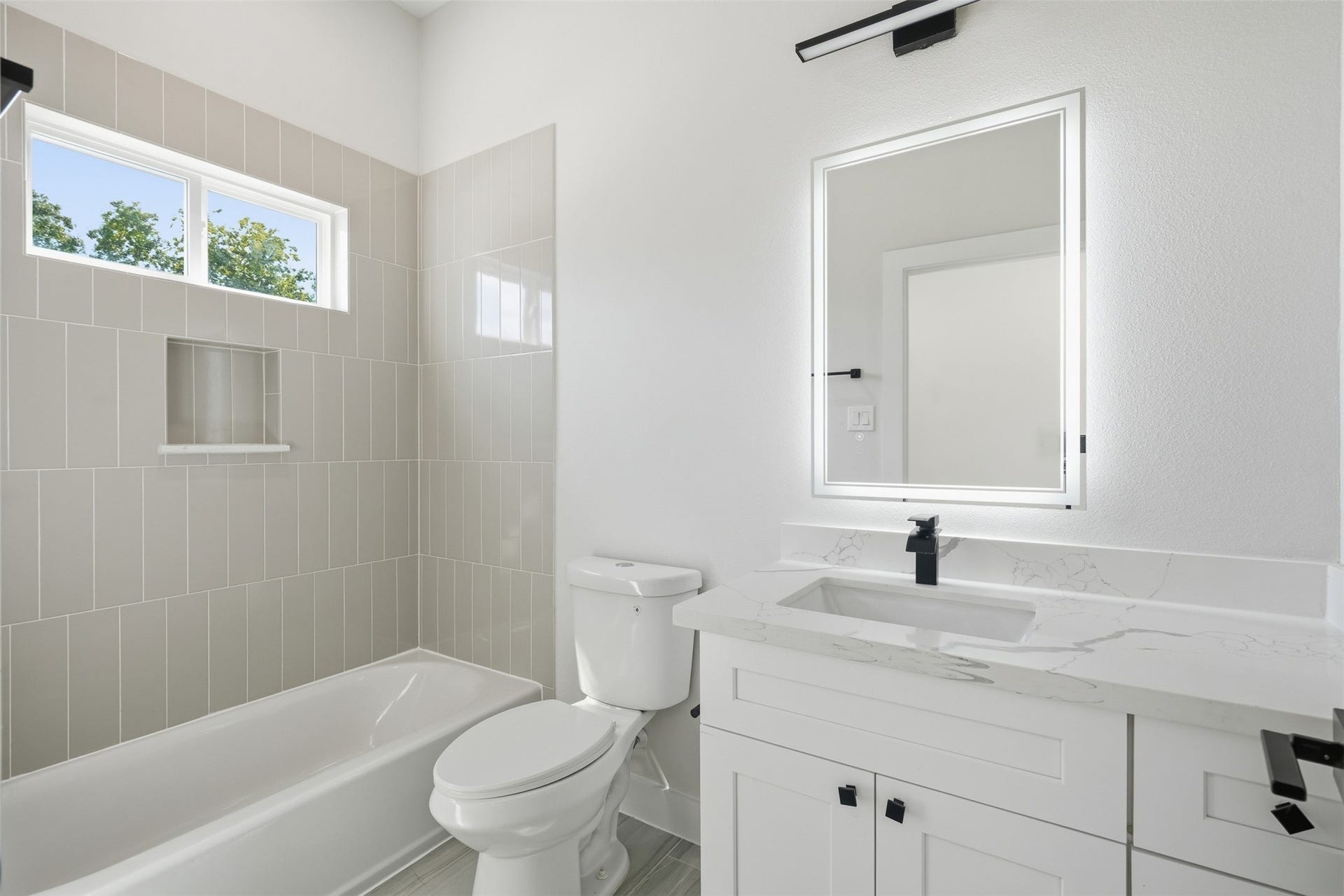 2304 Hoskins Drive, #C, Houston, TX 77080 2304 Hoskins Drive, #C, Houston, TX 77080