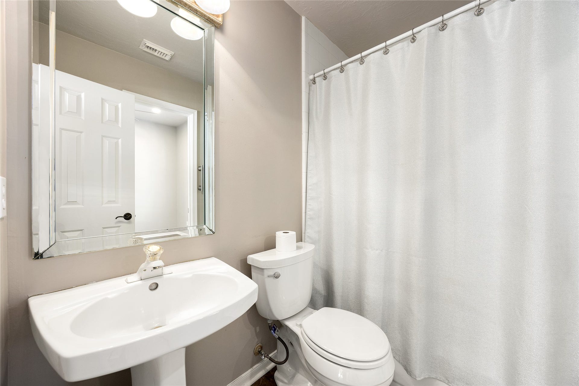 3511 Spruce Park Circle, Kingwood, TX 77345 3511 Spruce Park Circle, Kingwood, TX 77345