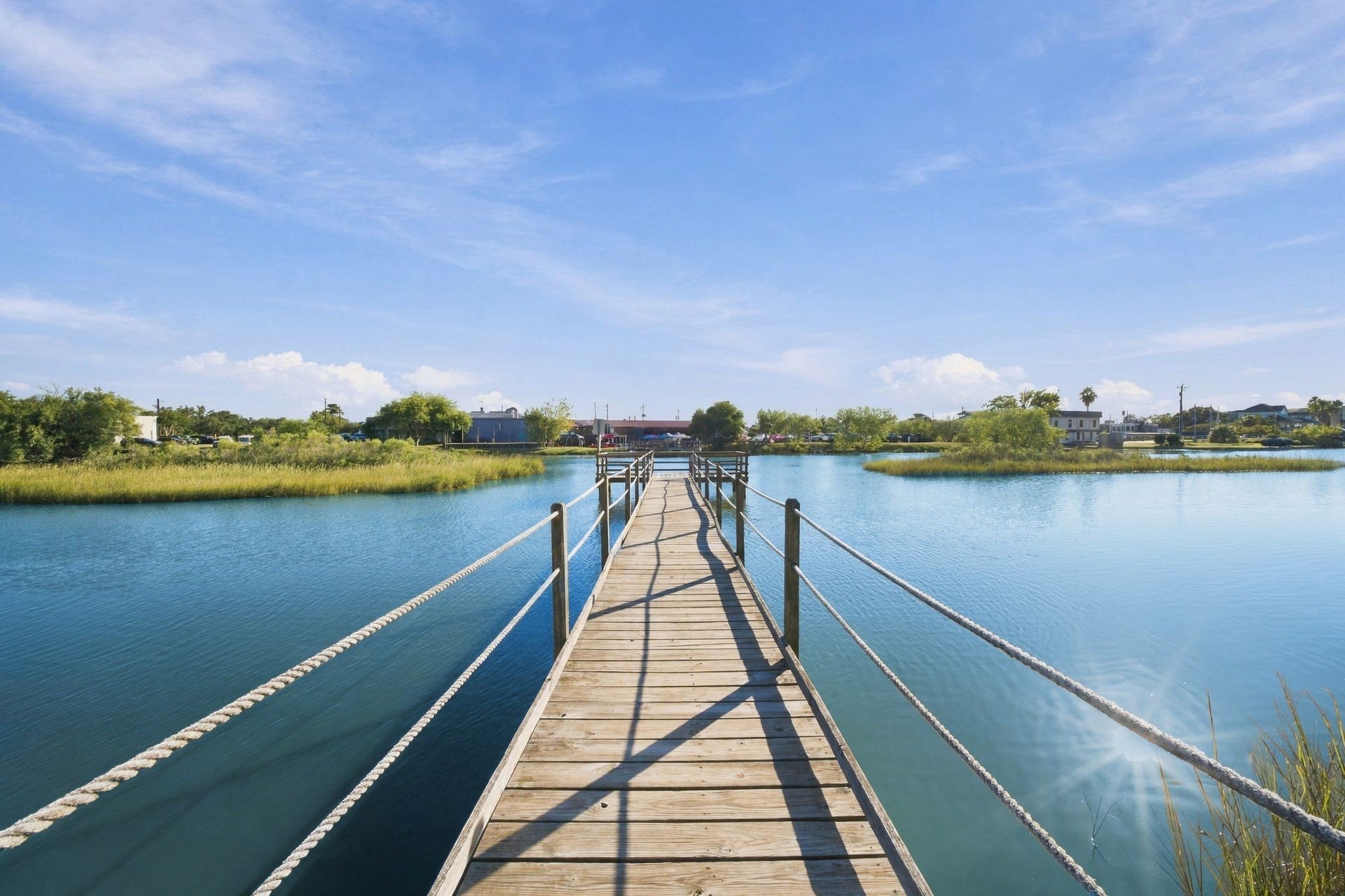 10 Harbor Lane, Kemah, TX 77565 The neighborhood offers many parks and fishing piers.