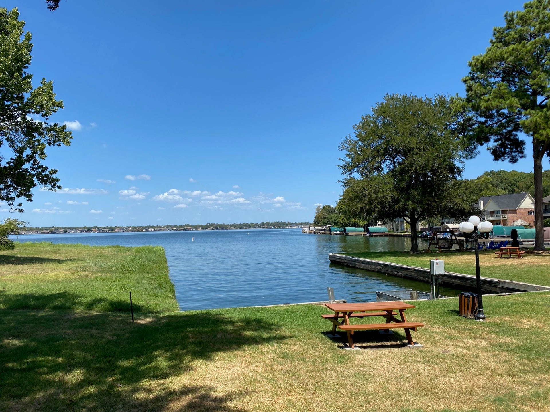 Lakeside boat docking / bulkhead