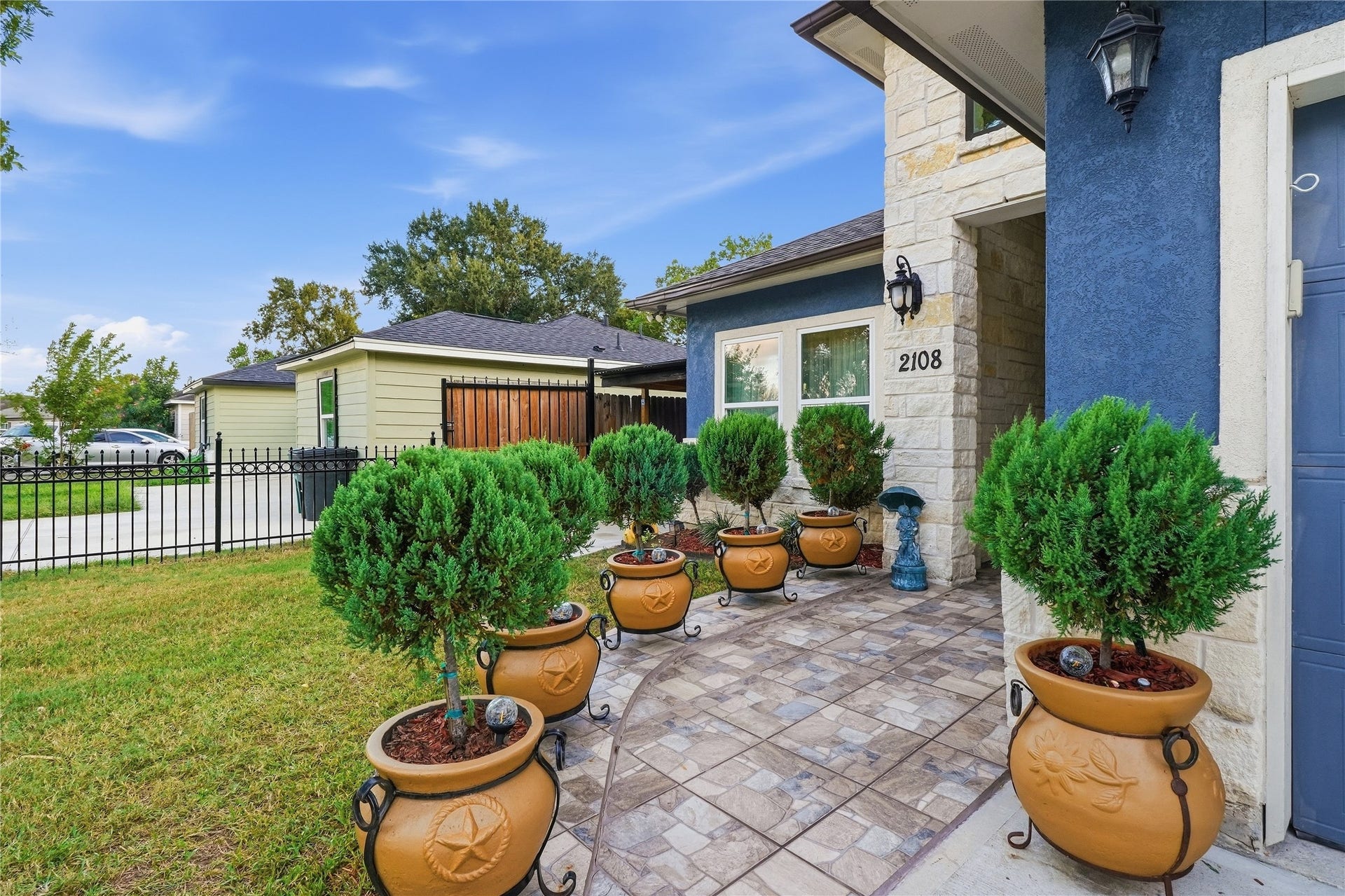 2108 Garvey Drive, Pasadena, TX 77506