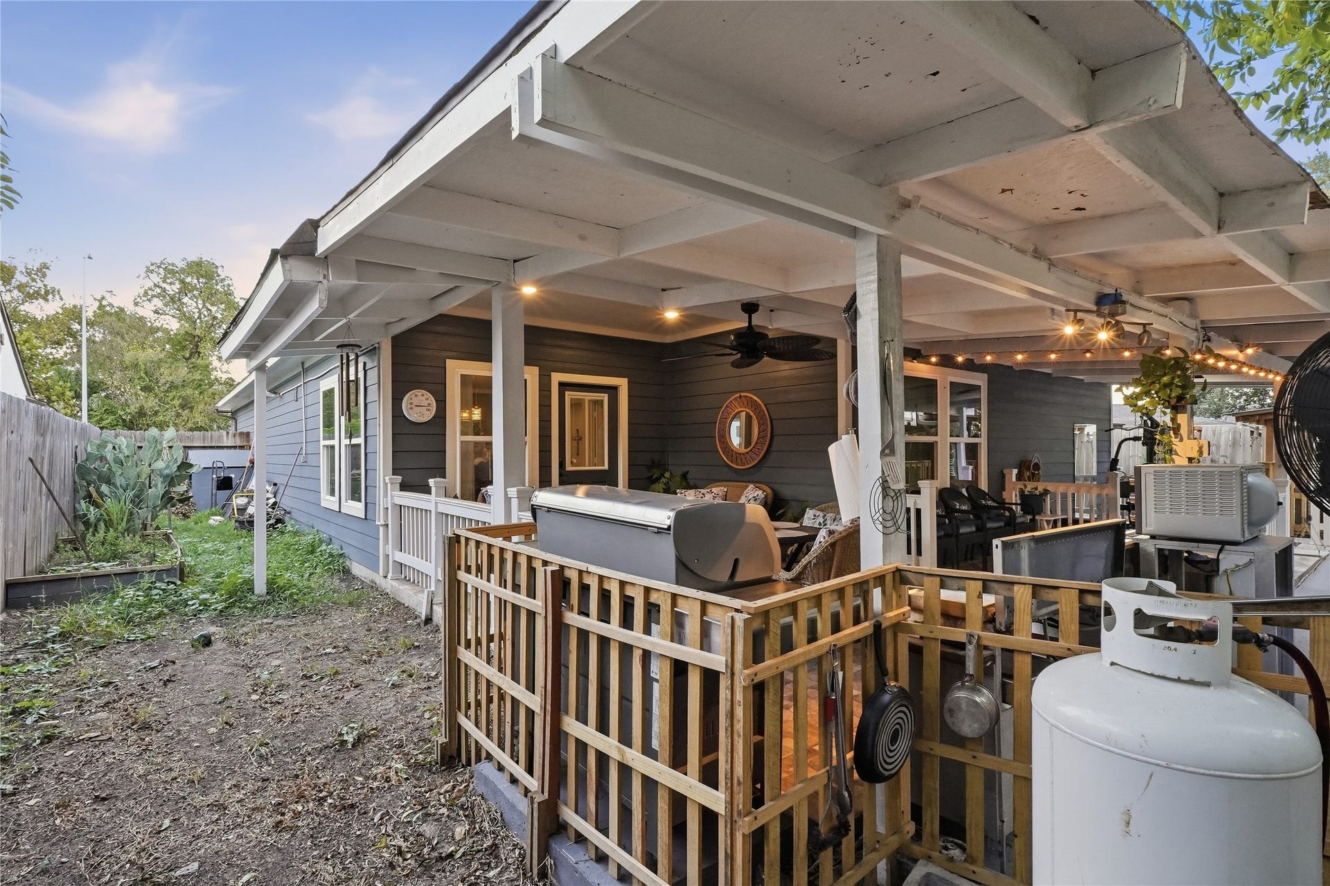 2108 Garvey Drive, Pasadena, TX 77506