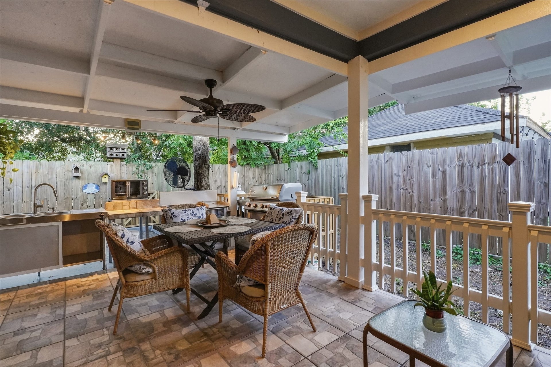 2108 Garvey Drive, Pasadena, TX 77506