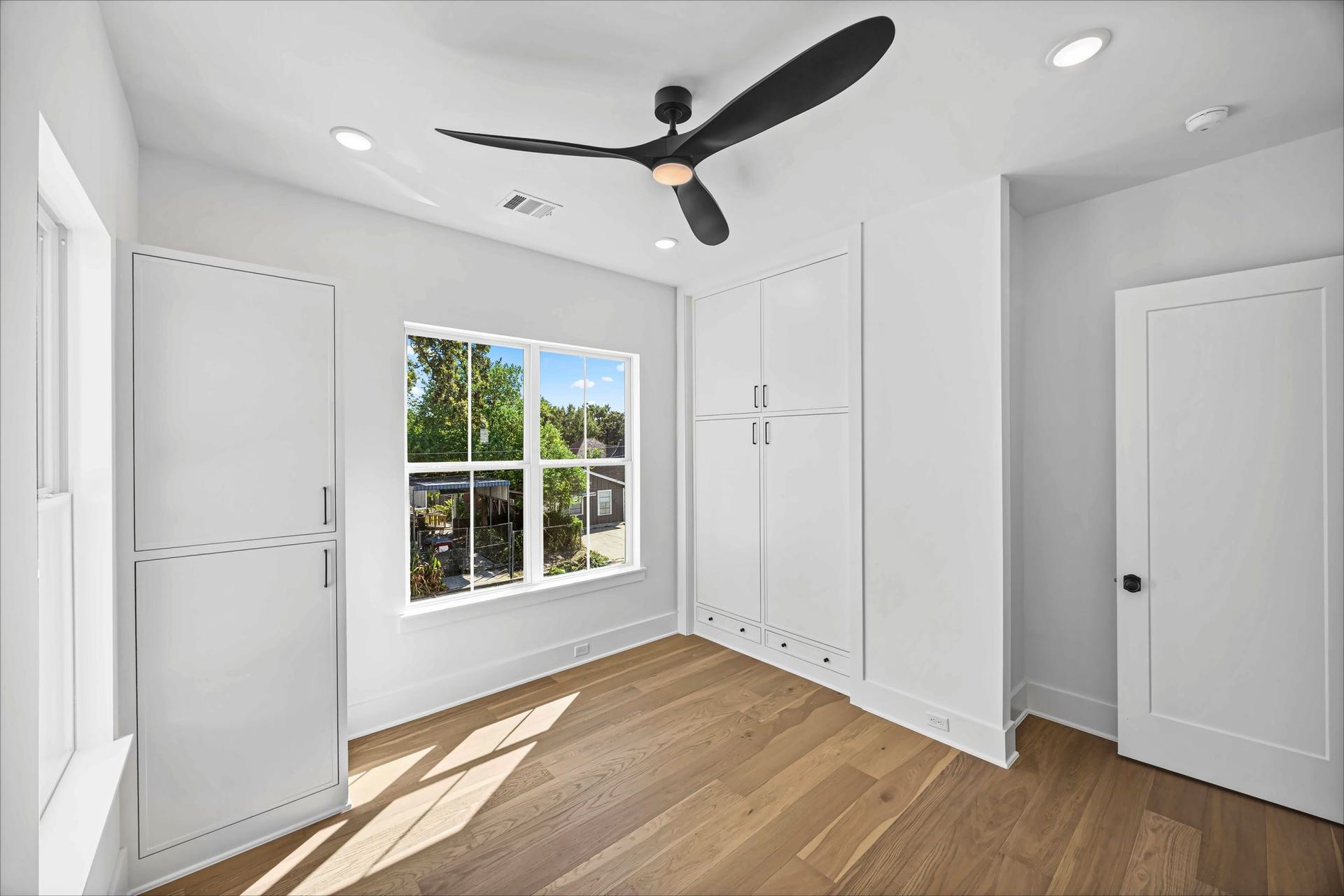 418 Eleanor Street, Houston, TX 77009 418 Eleanor Street, Houston, TX 77009