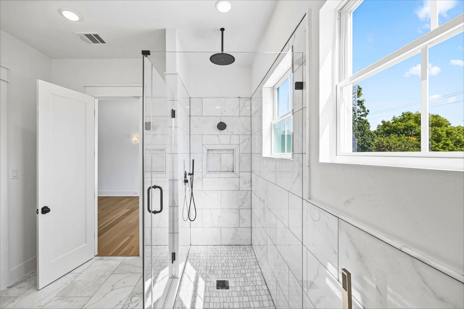 418 Eleanor Street, Houston, TX 77009 418 Eleanor Street, Houston, TX 77009
