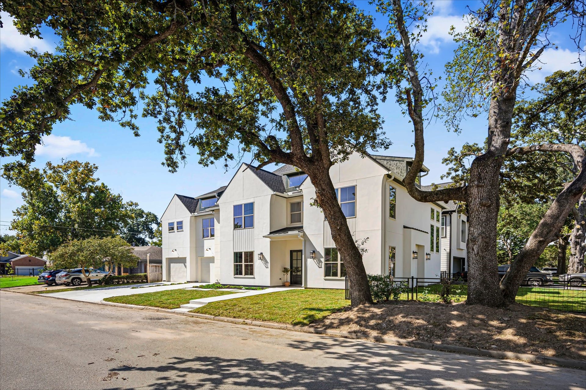 418 Eleanor Street, Houston, TX 77009 418 Eleanor Street, Houston, TX 77009