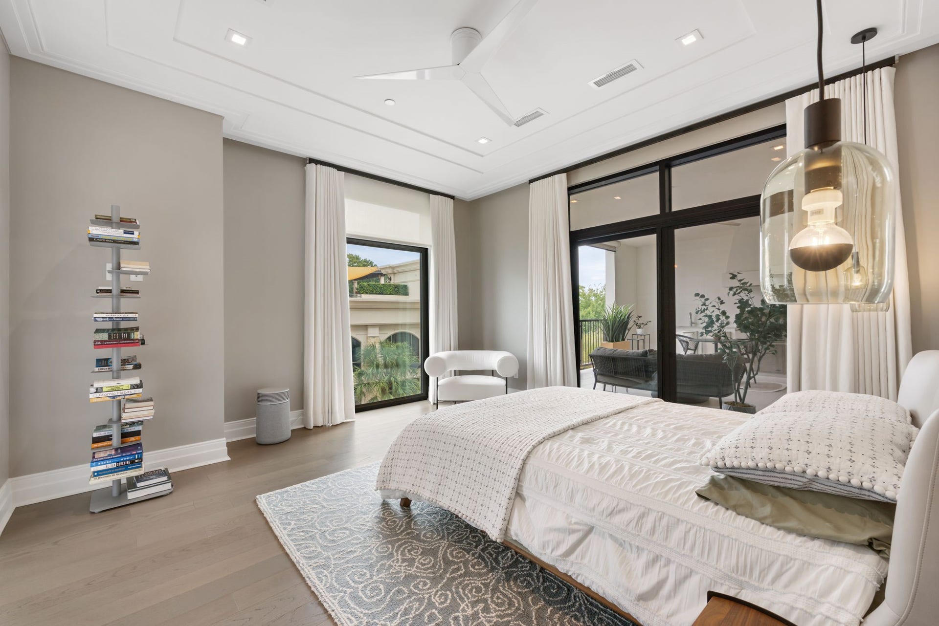 6017 Memorial Drive, #305, Houston, TX 77007 6017 Memorial Drive, #305, Houston, TX 77007