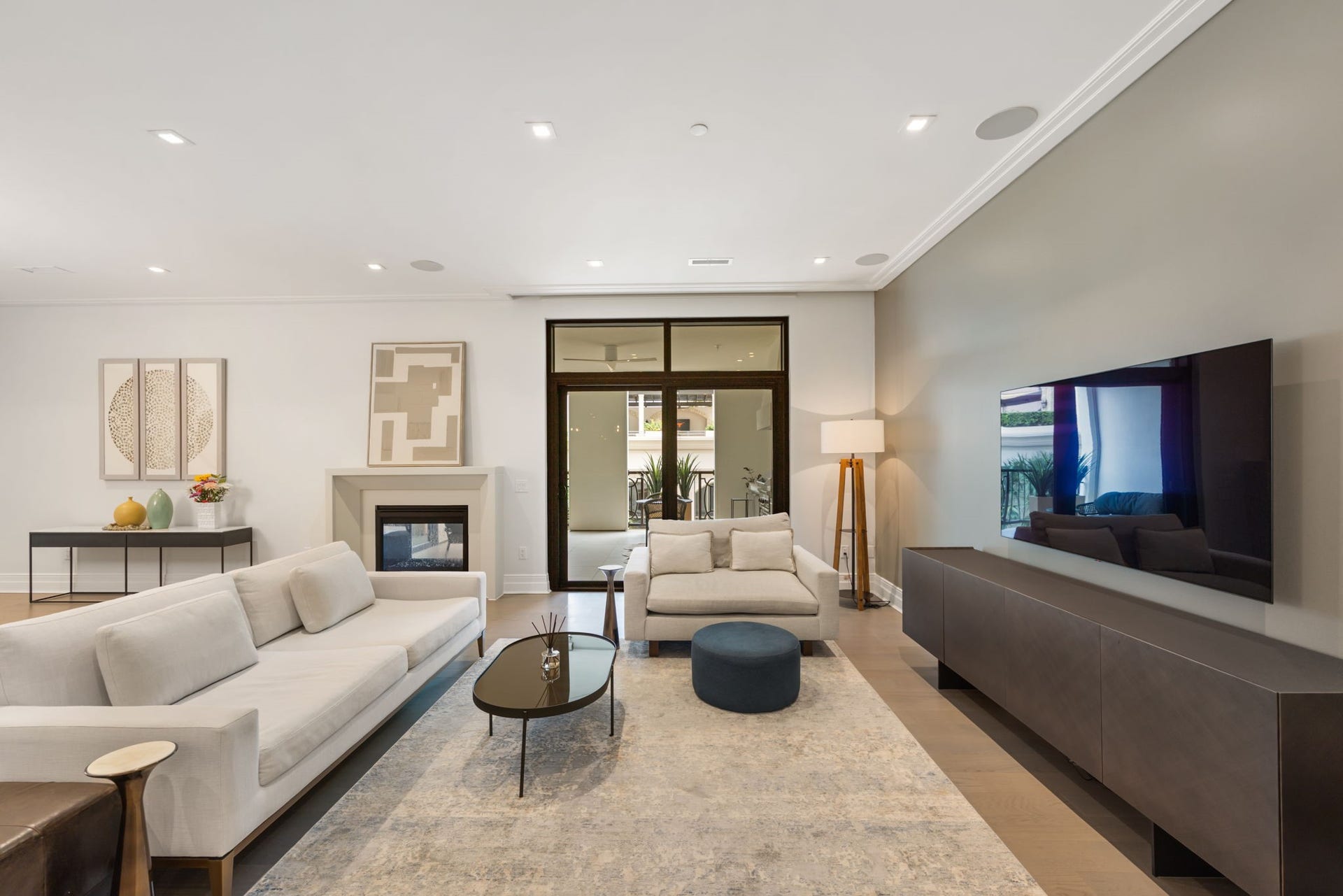 6017 Memorial Drive, #305, Houston, TX 77007 6017 Memorial Drive, #305, Houston, TX 77007