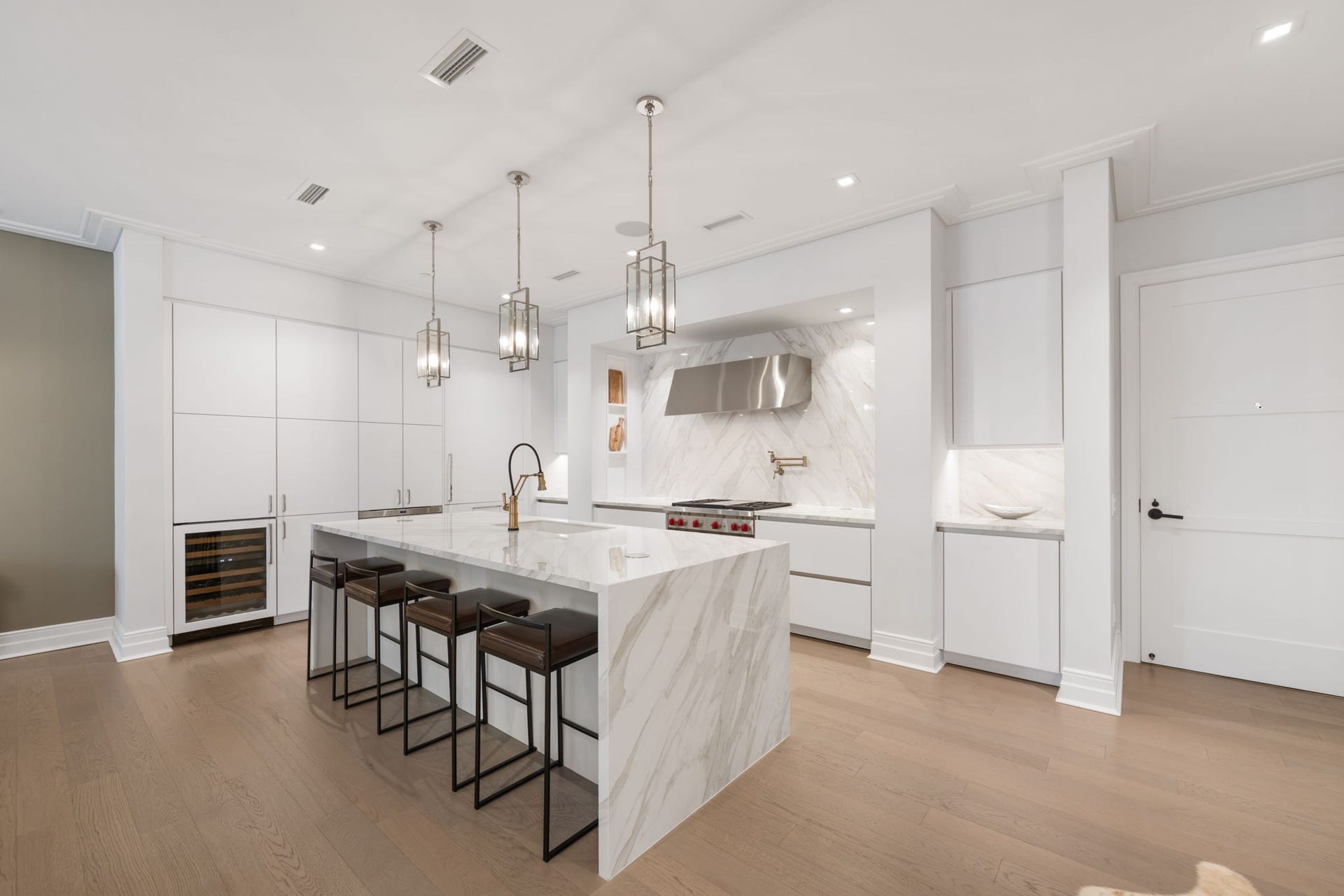 6017 Memorial Drive, #305, Houston, TX 77007 6017 Memorial Drive, #305, Houston, TX 77007