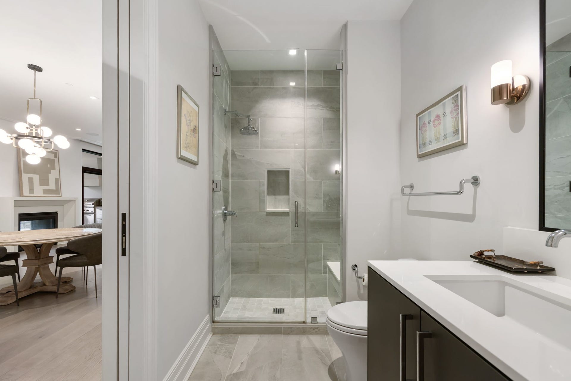 6017 Memorial Drive, #305, Houston, TX 77007 6017 Memorial Drive, #305, Houston, TX 77007